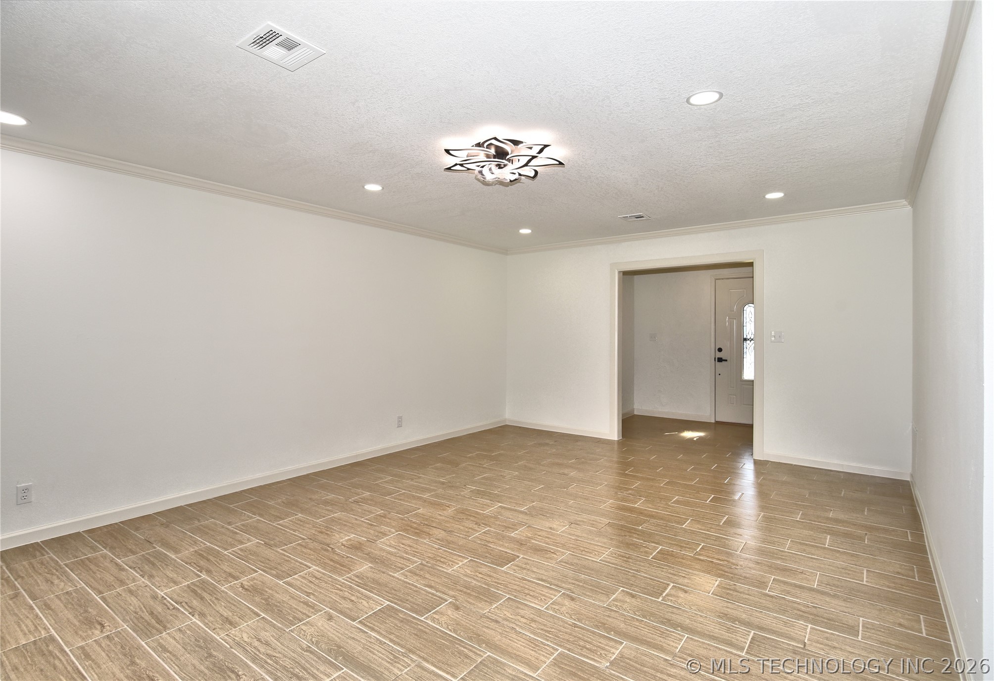 643 S Maywood Street Claremore OK 74017