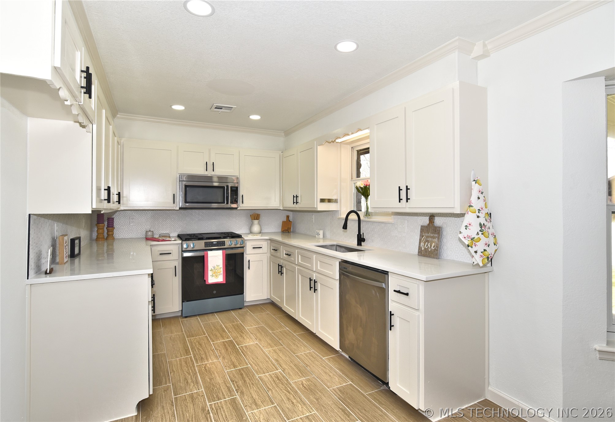 643 S Maywood Street Claremore OK 74017