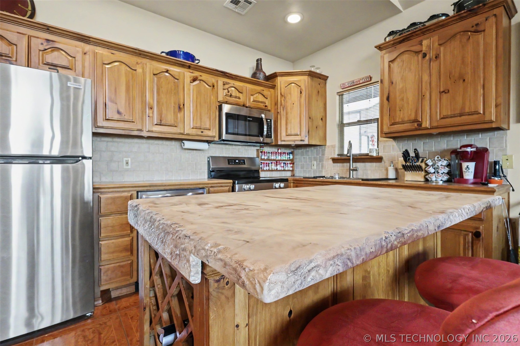 18745 W Lakewood Drive Park Hill OK 74451