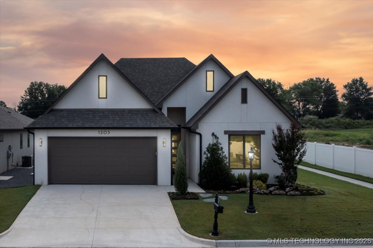 1203 N 71st Place Broken Arrow OK 74014