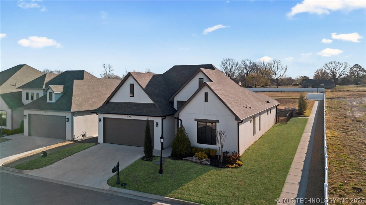 1203 N 71st Place Broken Arrow OK 74014
