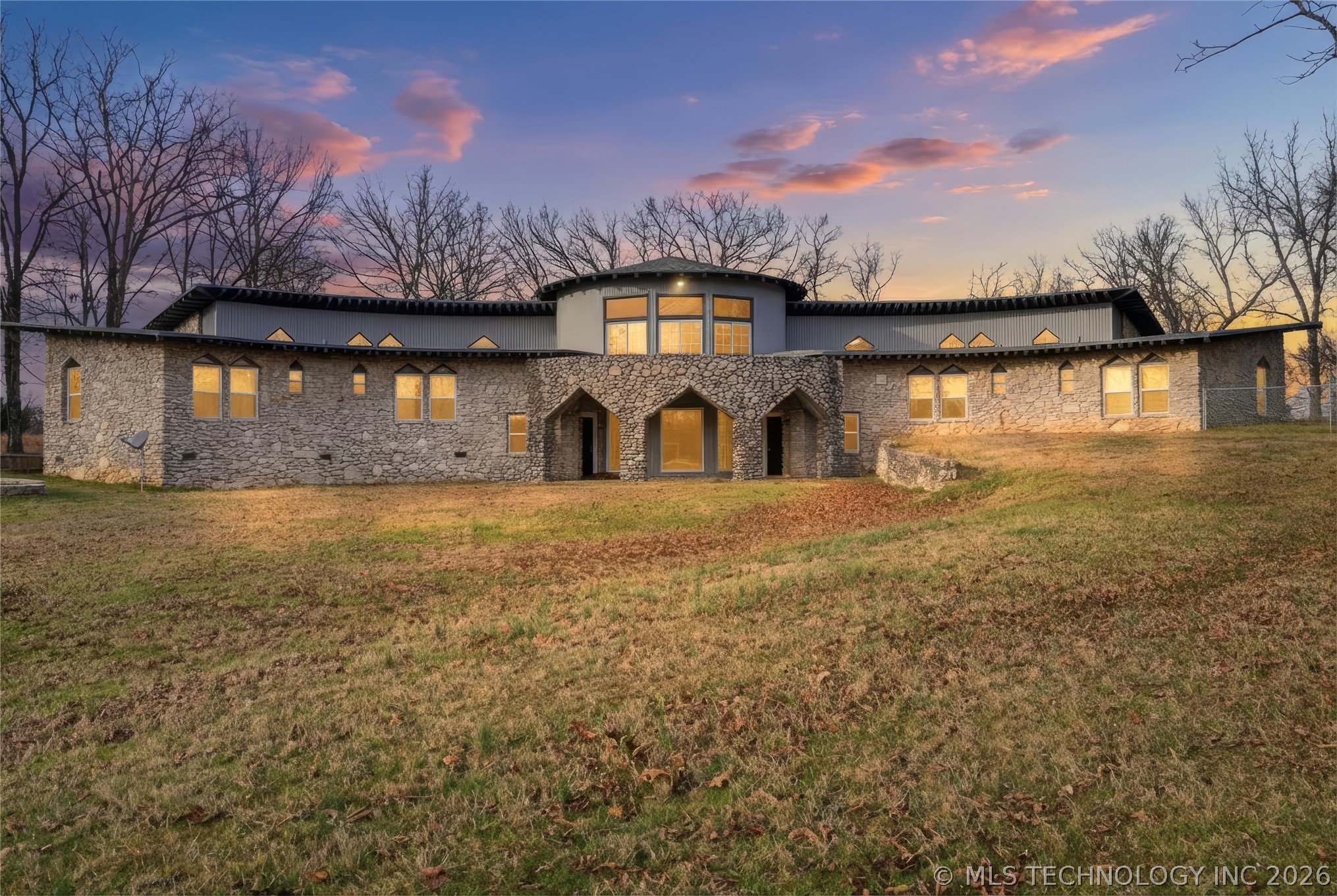 140 W Taylor Drive Sallisaw OK 74955