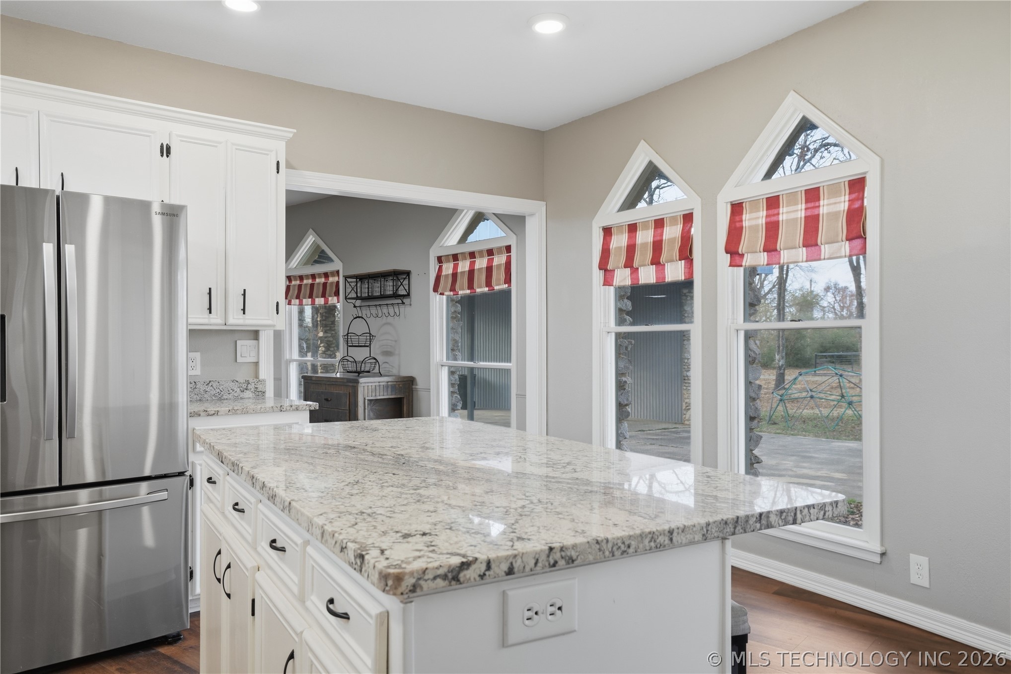 140 W Taylor Drive Sallisaw OK 74955