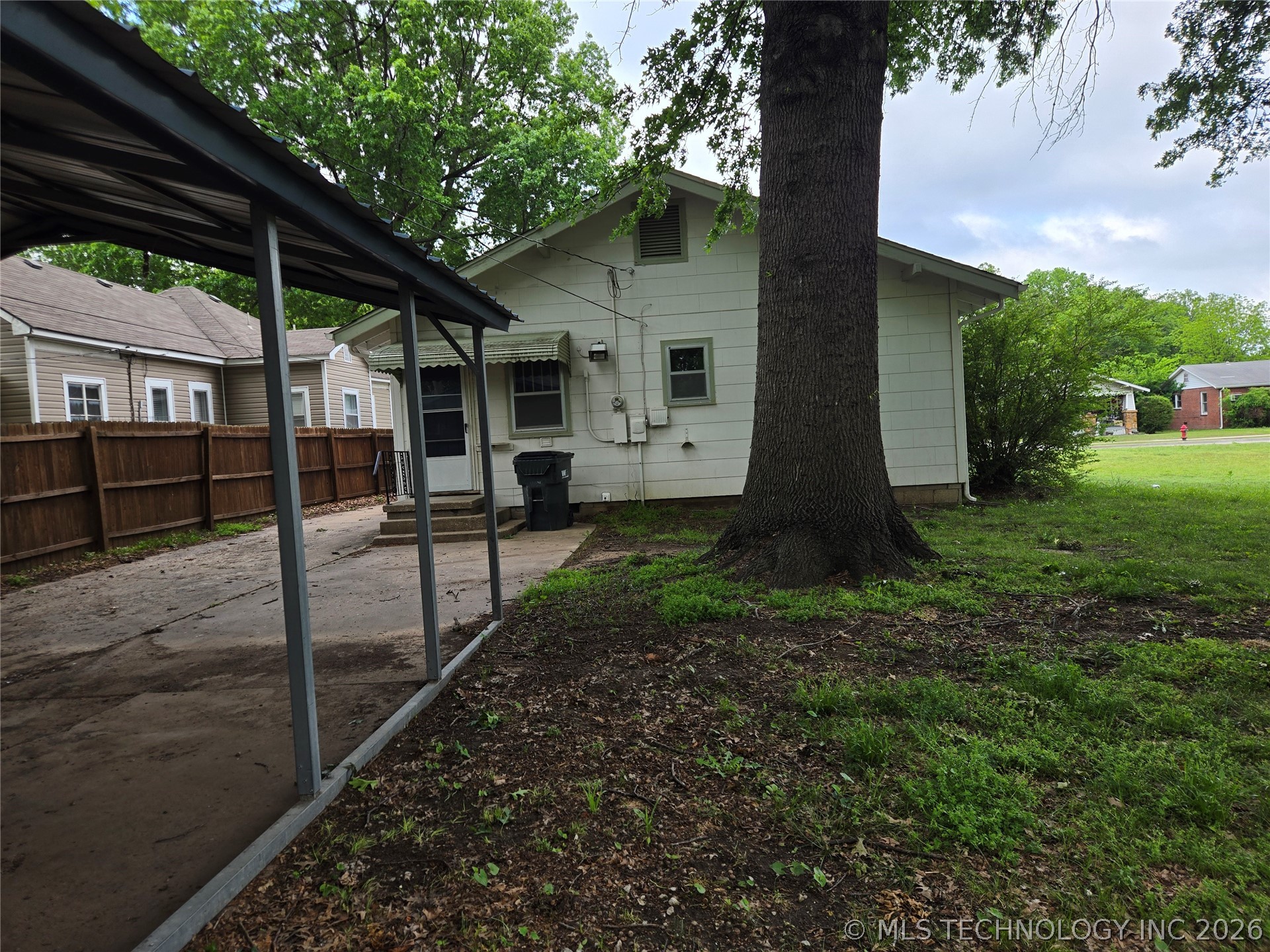 720 S Hickory Street Sapulpa OK 74066