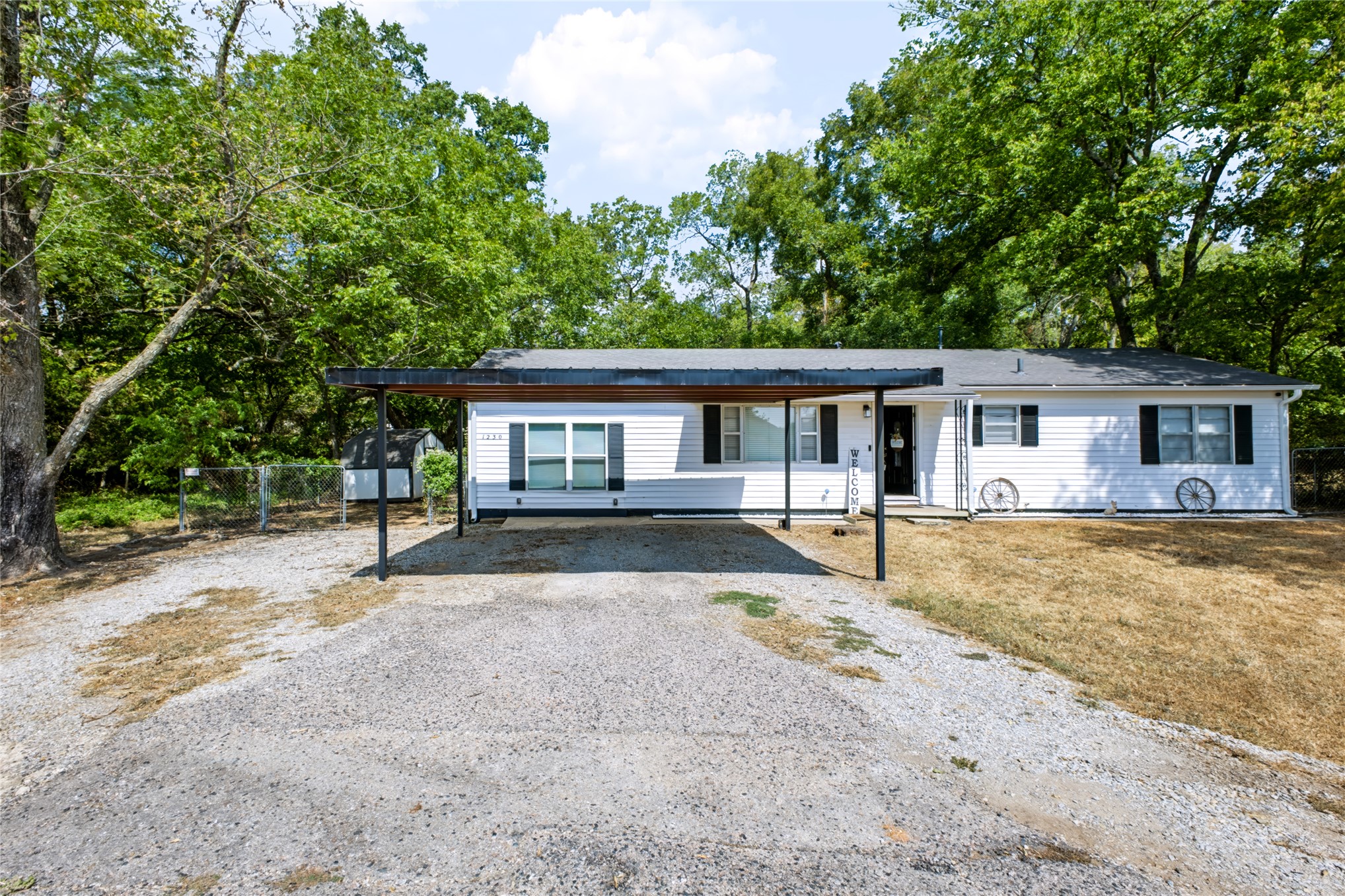 1230 Van Drive Seminole OK 74868
