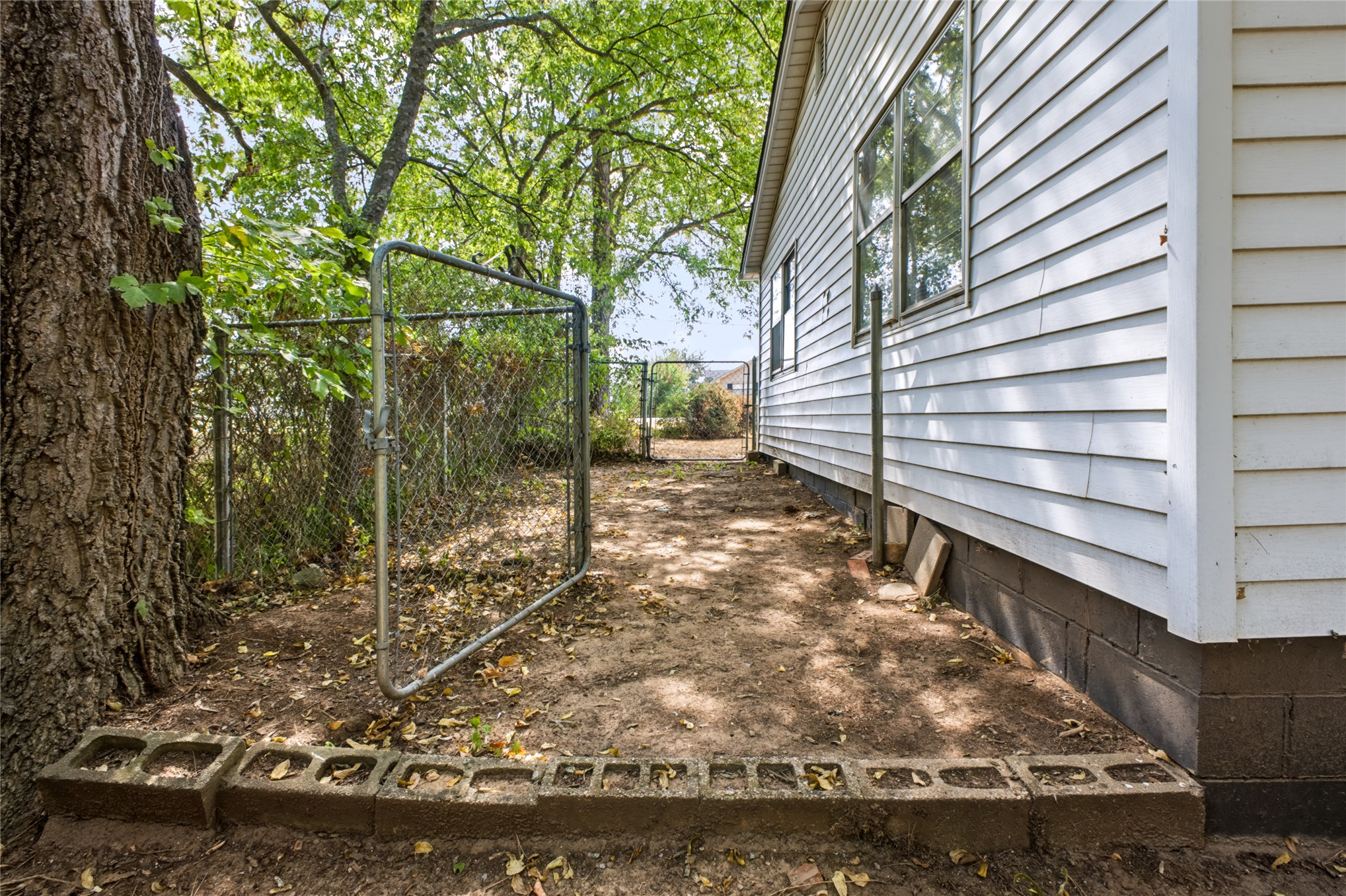 1230 Van Drive Seminole OK 74868