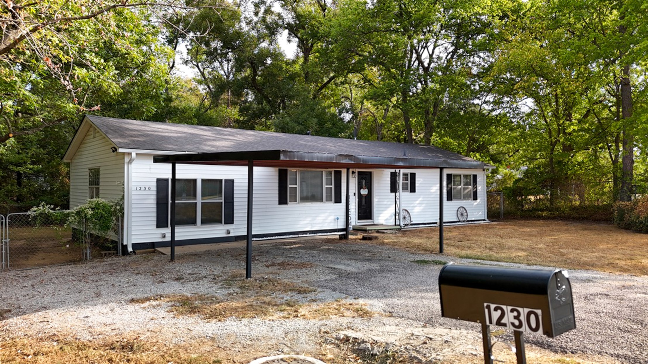 1230 Van Drive Seminole OK 74868