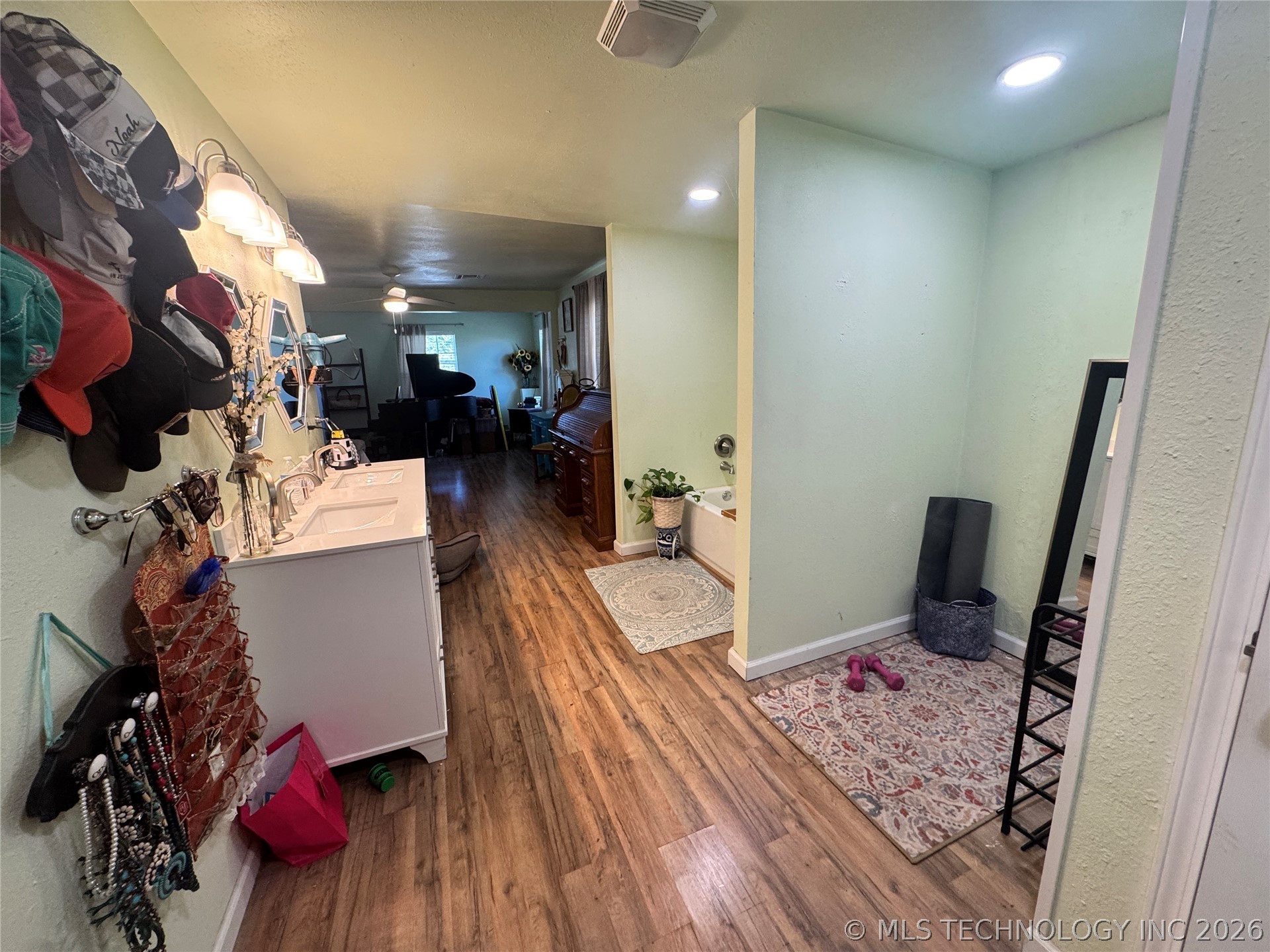 1076 6th Street Wilson OK 73463