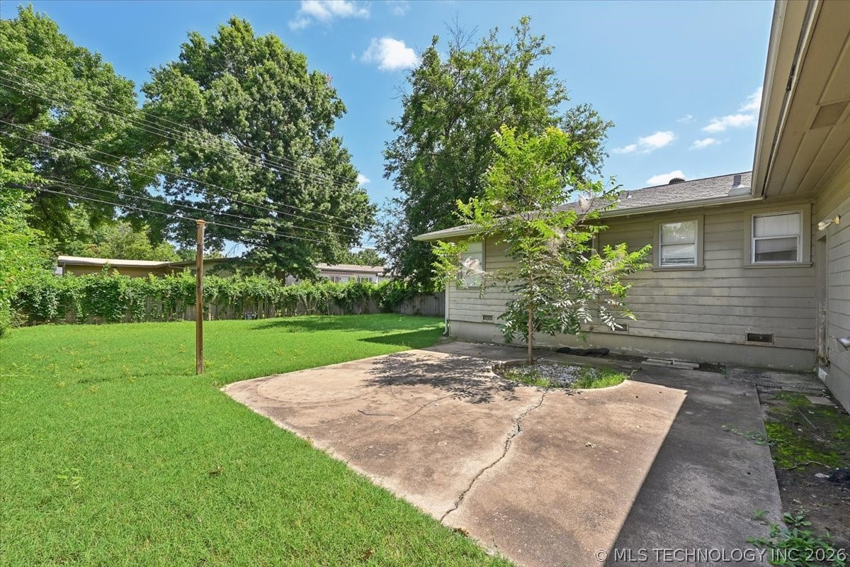 1609 E 55th Place Tulsa OK 74105