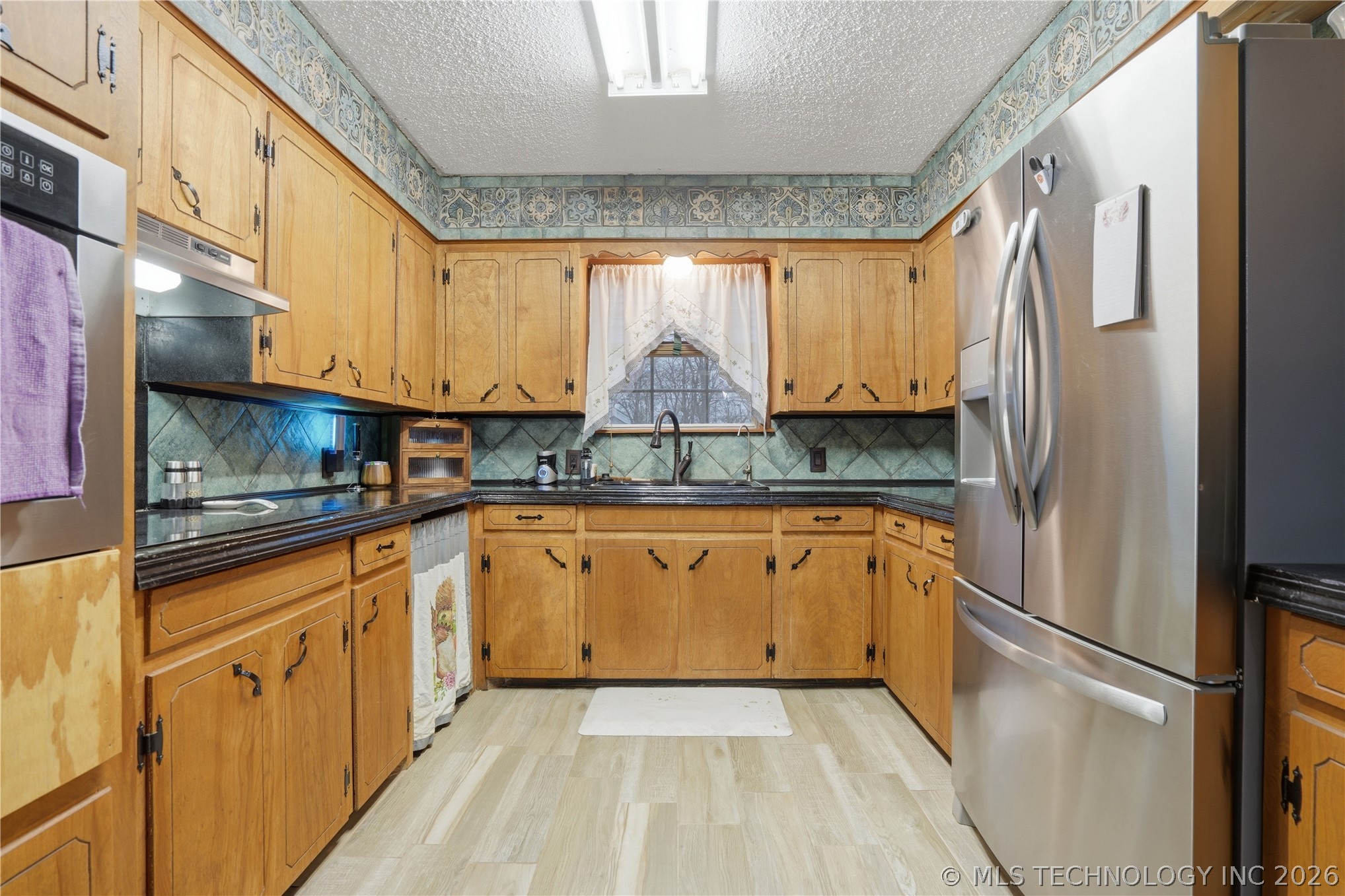 1707 N Maple Street Sallisaw OK 74955