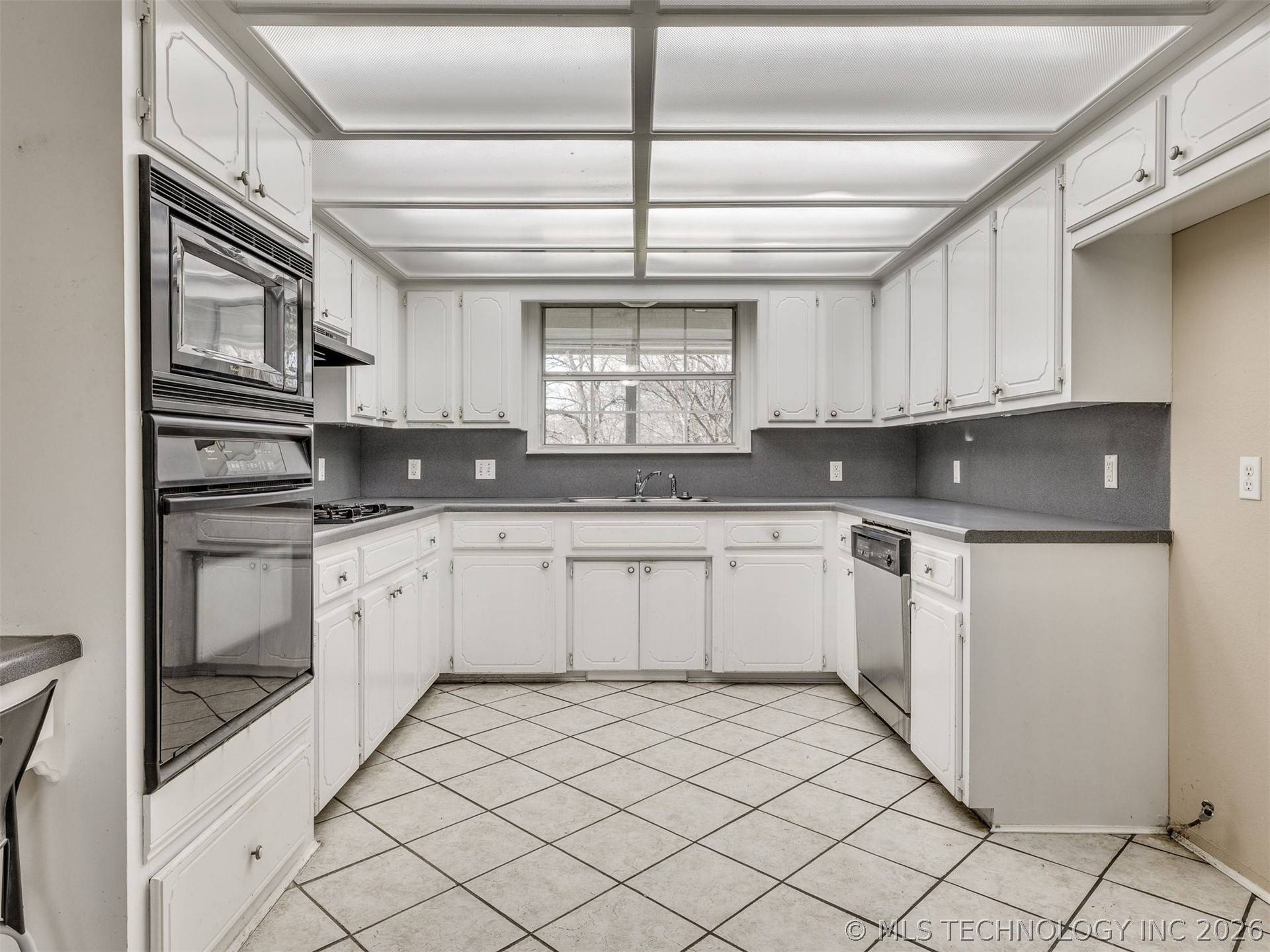 9945 E Northglen Street Claremore OK 74017