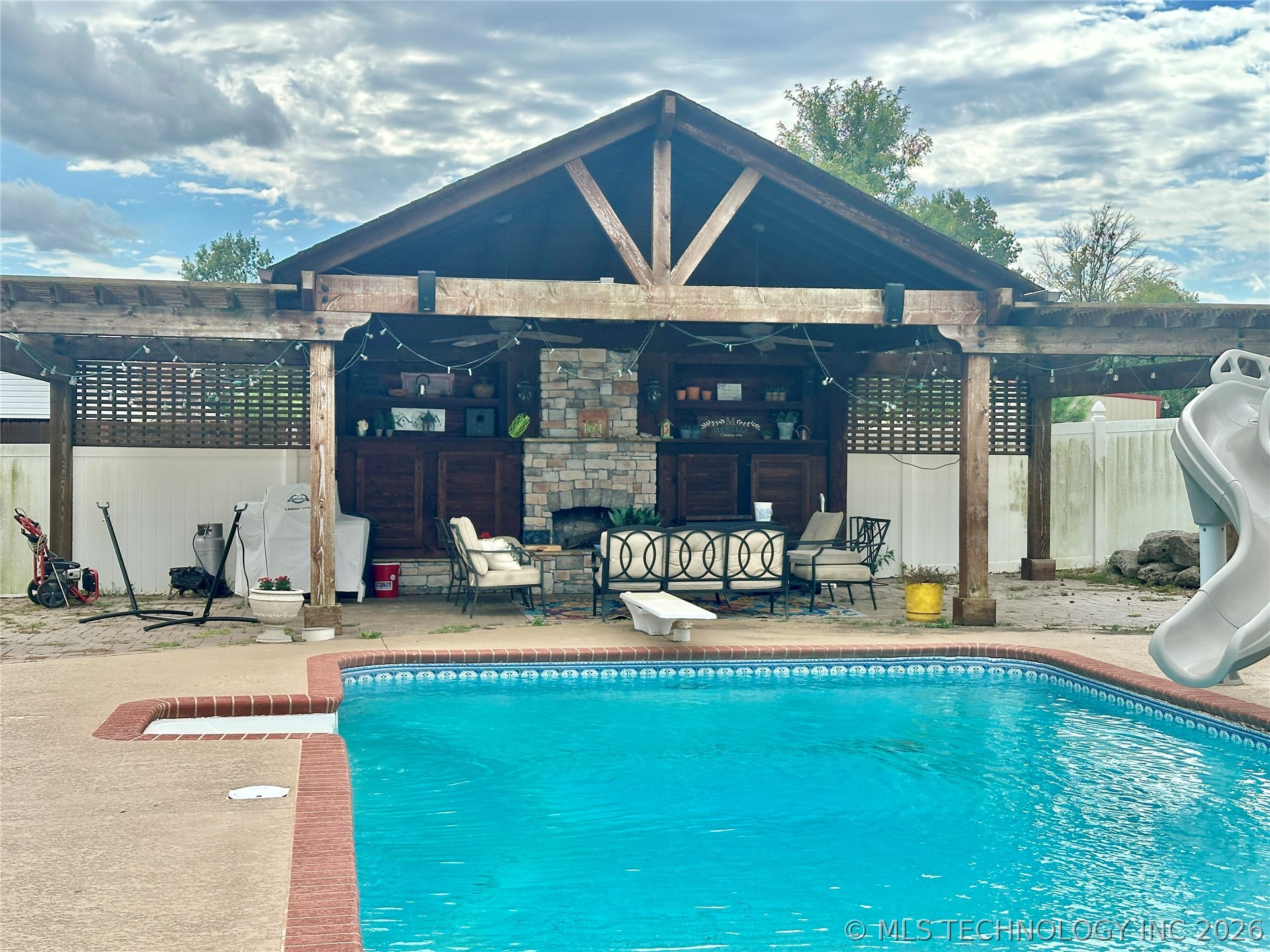 106692 S 4230 Road Checotah OK 74426