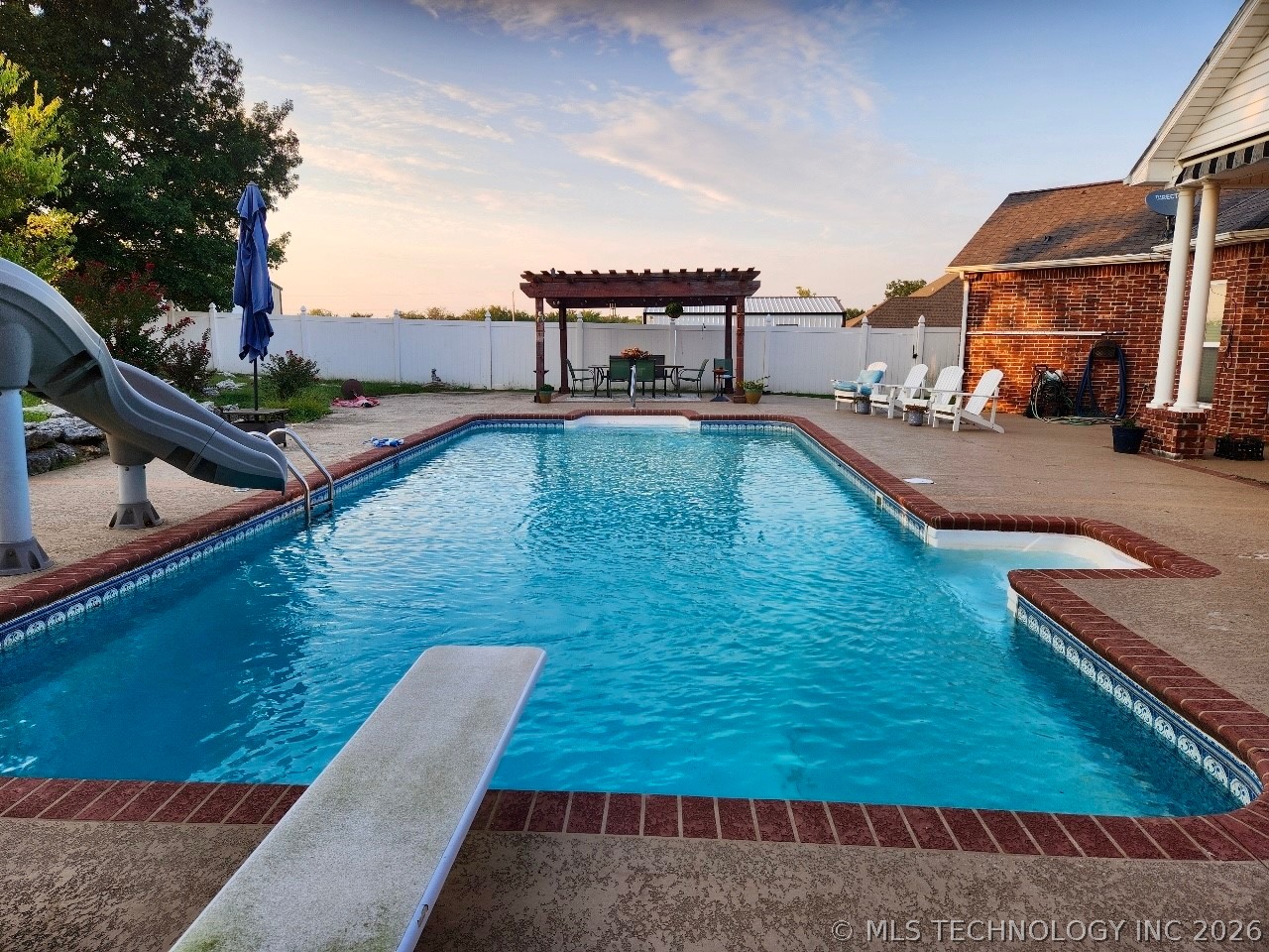 106692 S 4230 Road Checotah OK 74426