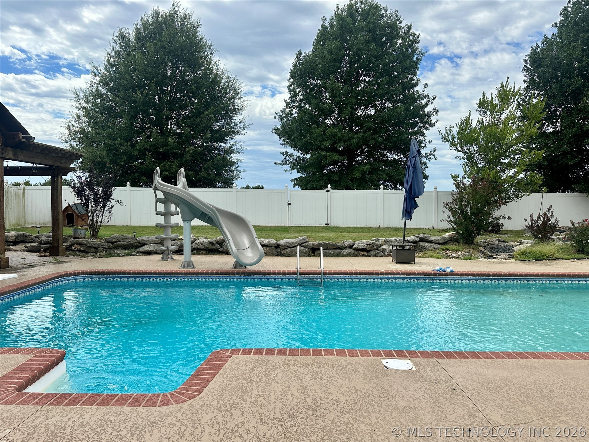 106692 S 4230 Road Checotah OK 74426