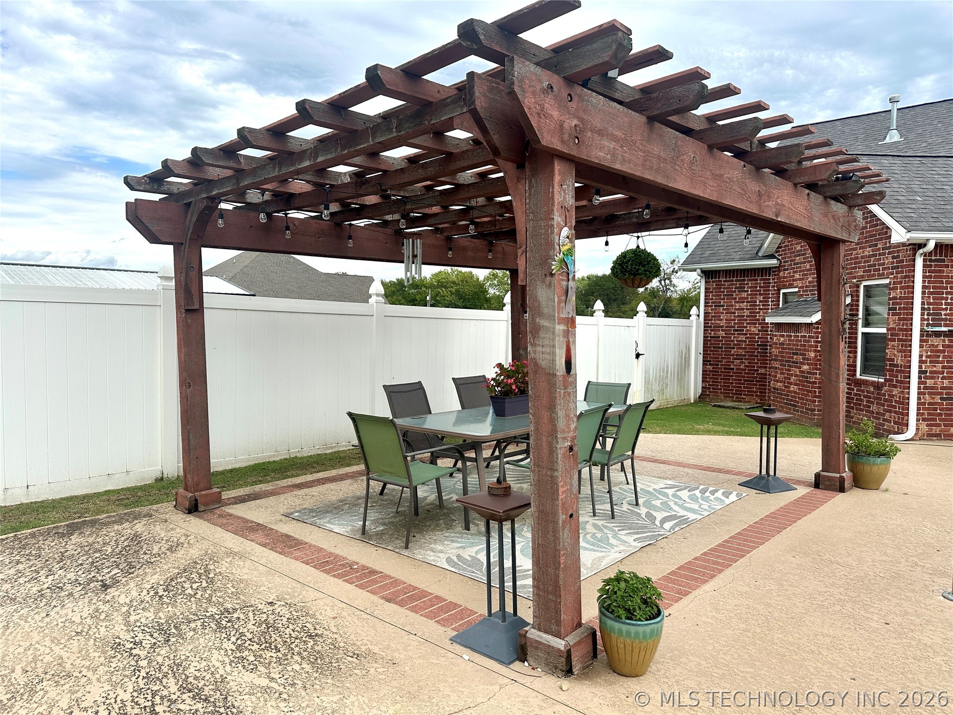 106692 S 4230 Road Checotah OK 74426