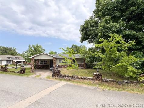 110 Brewer Avenue Tahlequah OK 74464