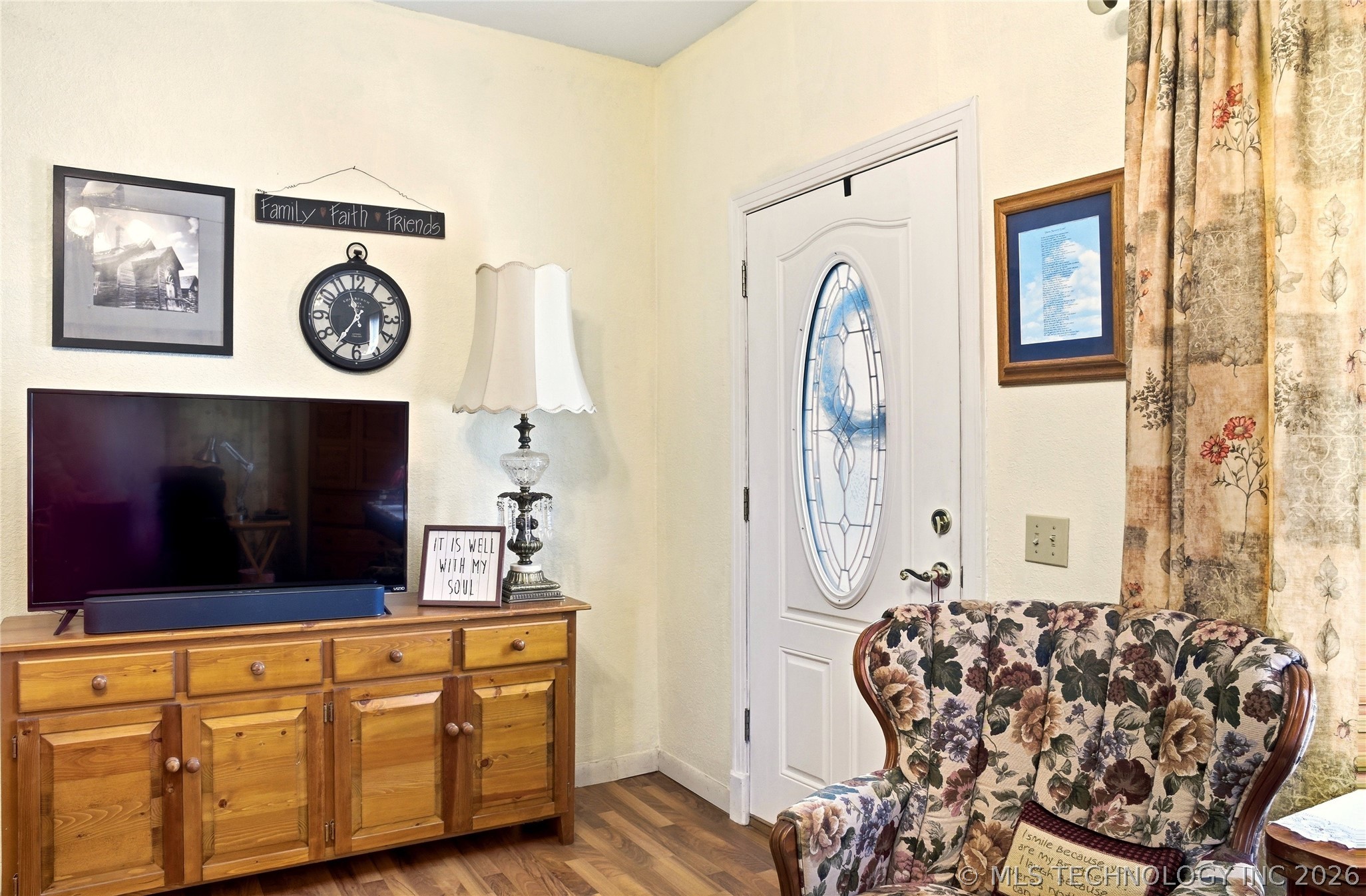 221 W Poplar Street Stilwell OK 74960