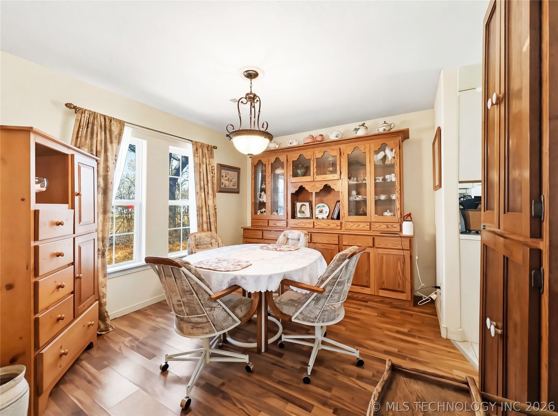 221 W Poplar Street Stilwell OK 74960