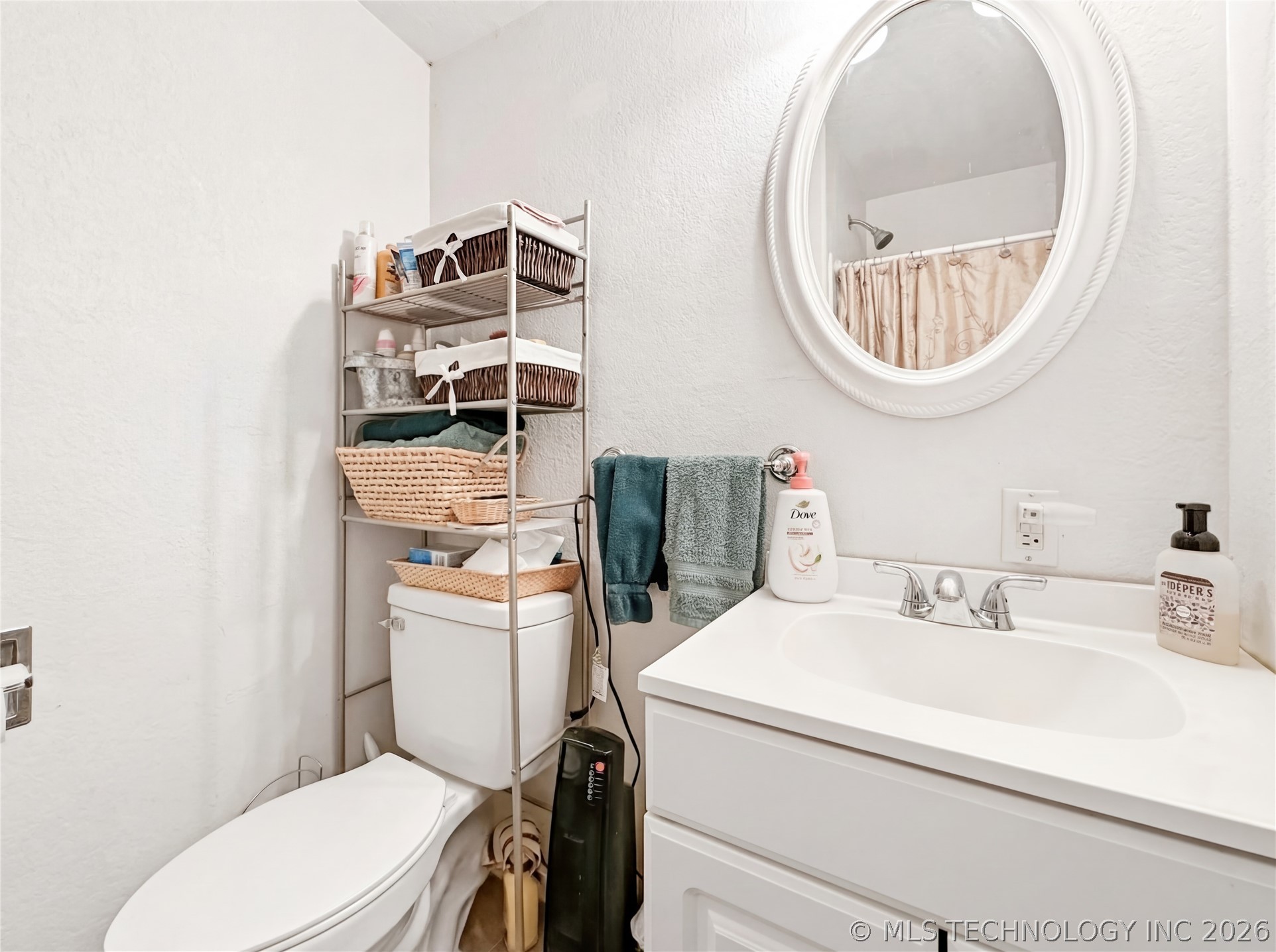 221 W Poplar Street Stilwell OK 74960