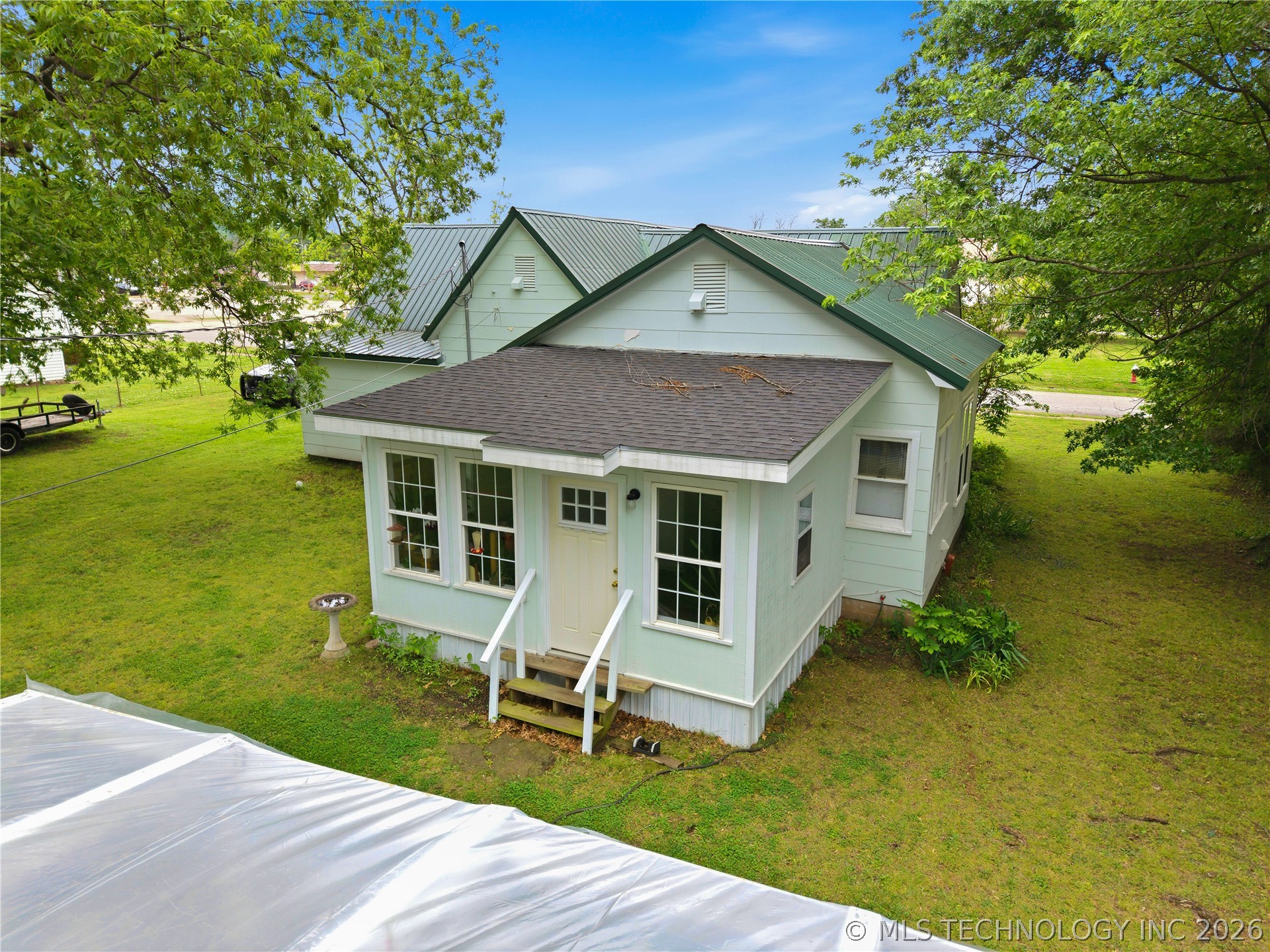 221 W Poplar Street Stilwell OK 74960