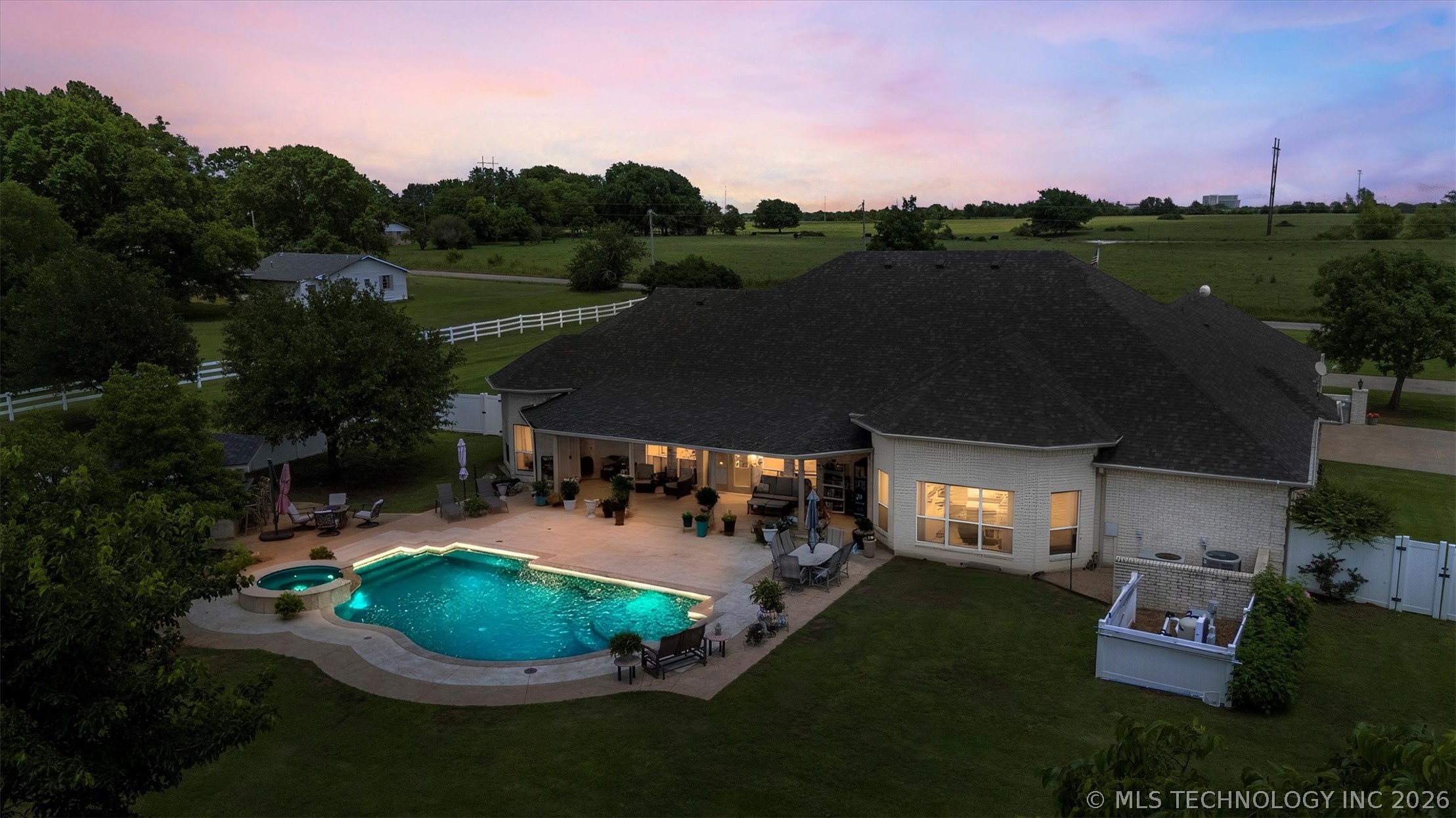 321 Kirsey Road Calera OK 74730