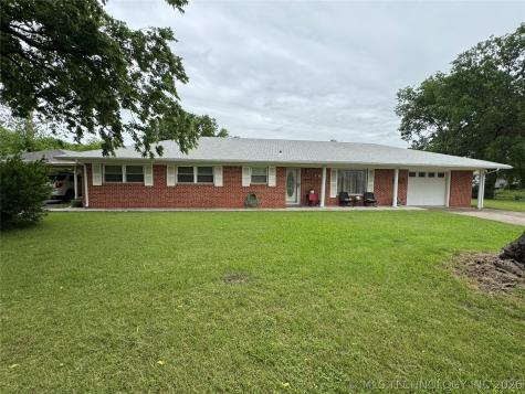 707 W Creek Street Marietta OK 73448