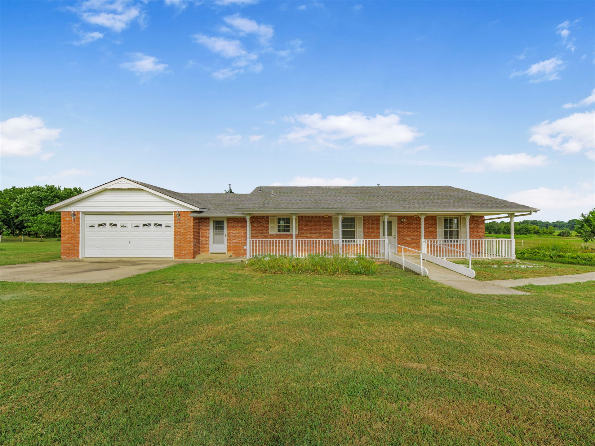 8611 N 100th Avenue W Skiatook OK 74070