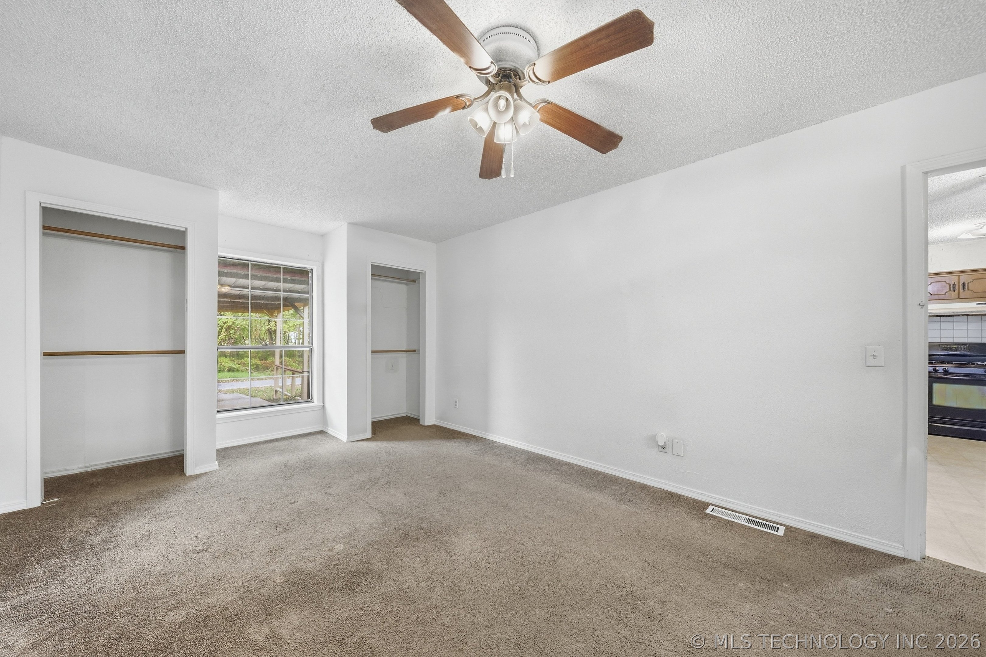 205 W Ragan Street Henryetta OK 74437