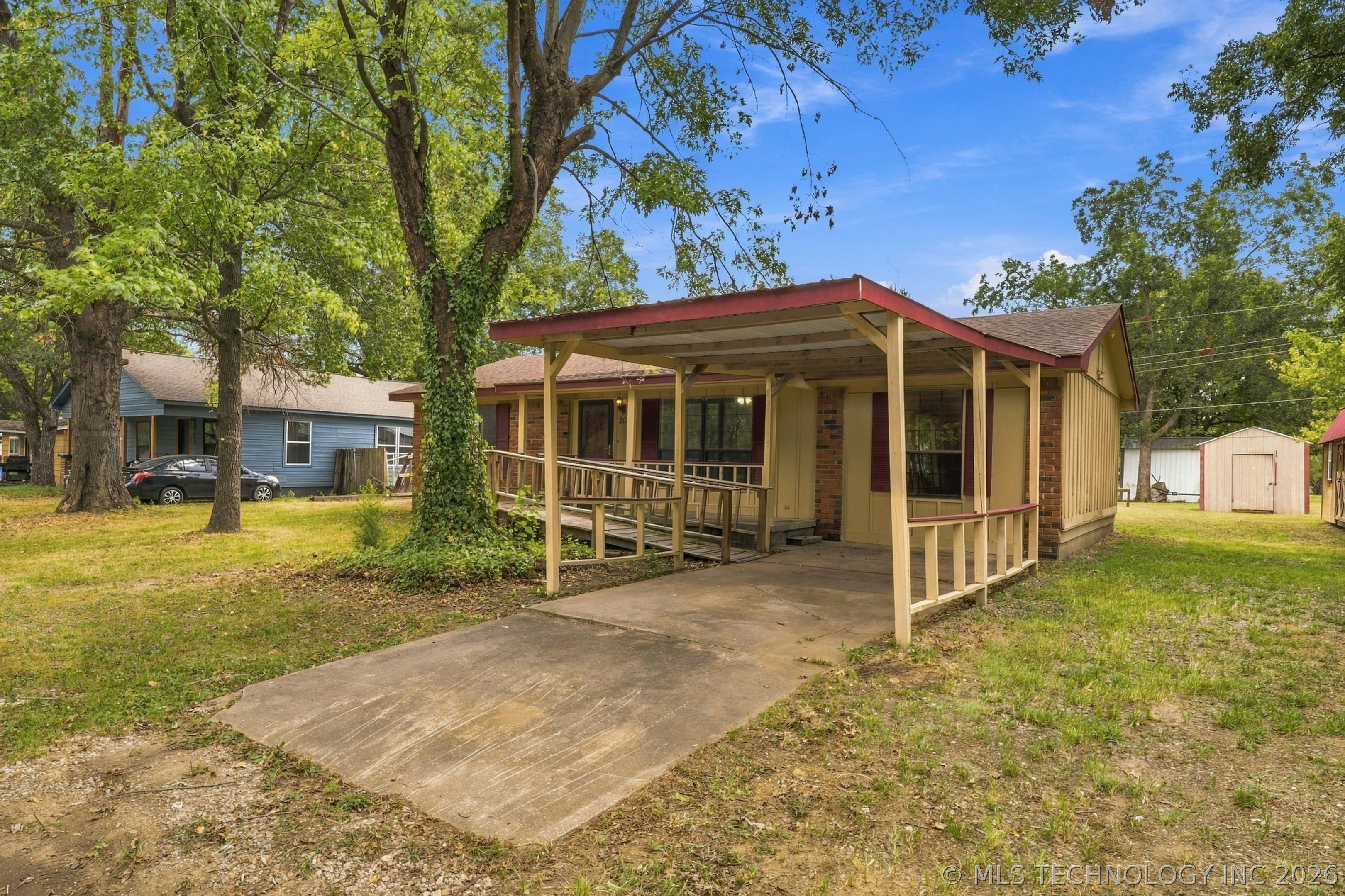 205 W Ragan Street Henryetta OK 74437