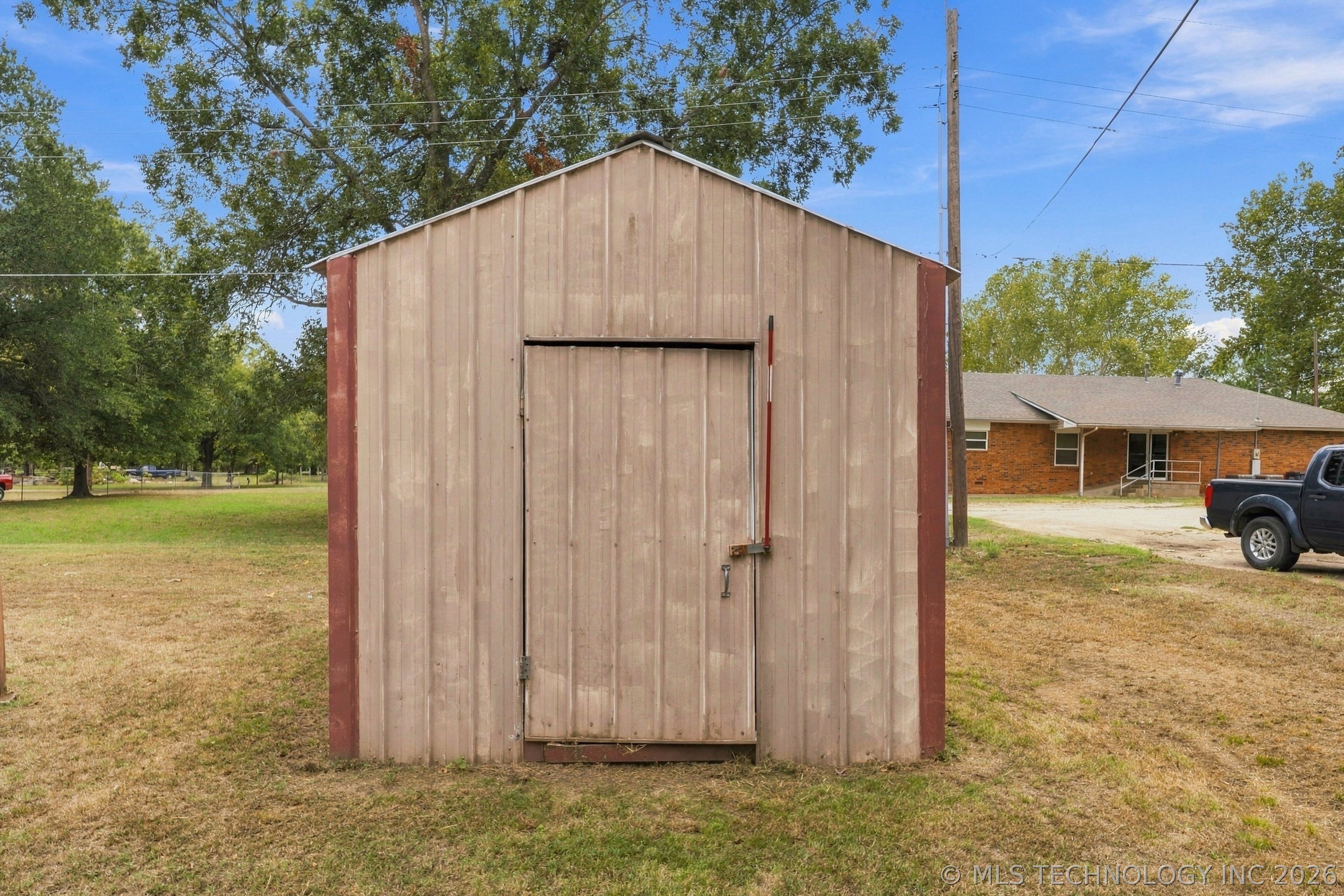 205 W Ragan Street Henryetta OK 74437