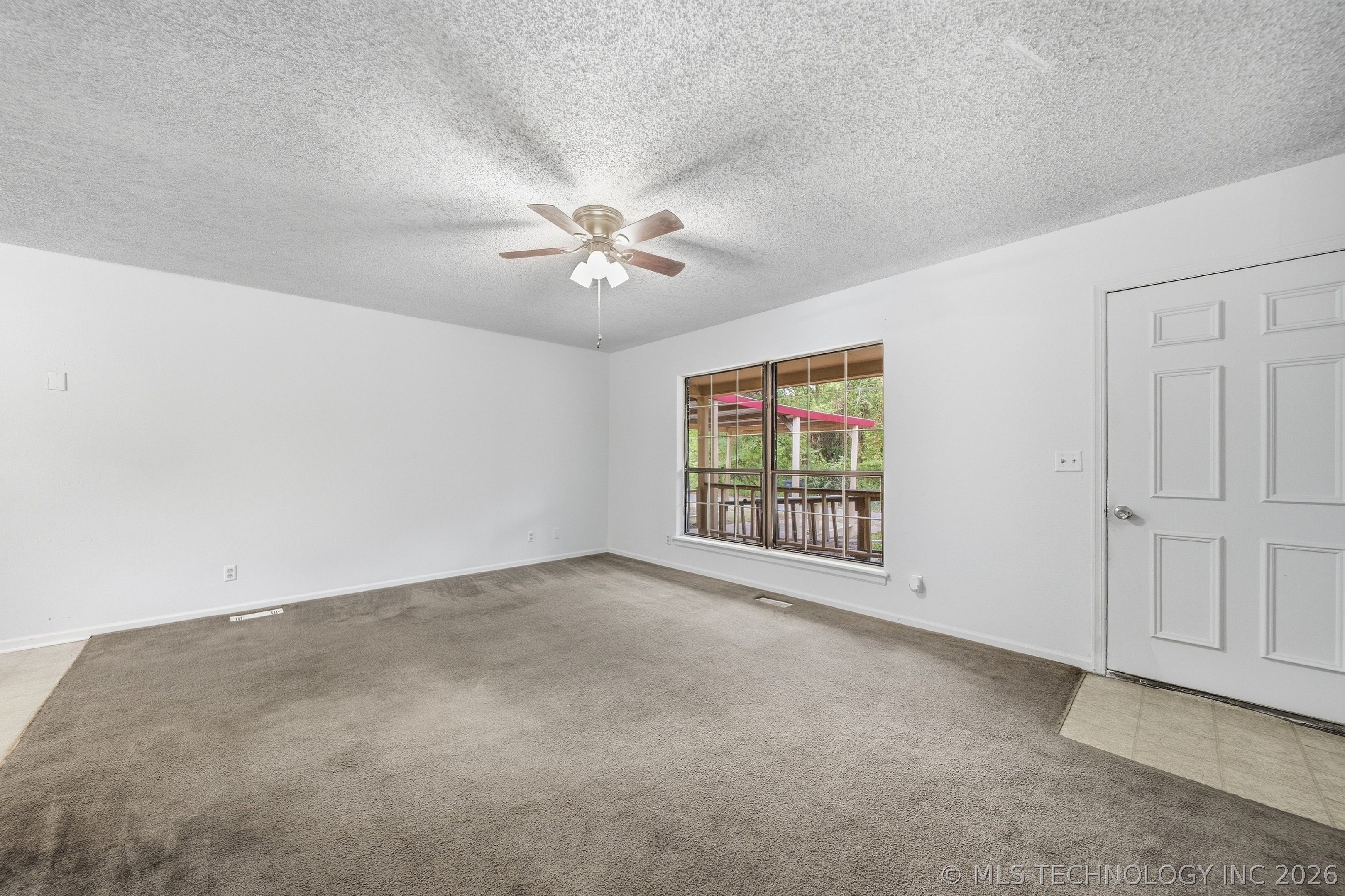 205 W Ragan Street Henryetta OK 74437