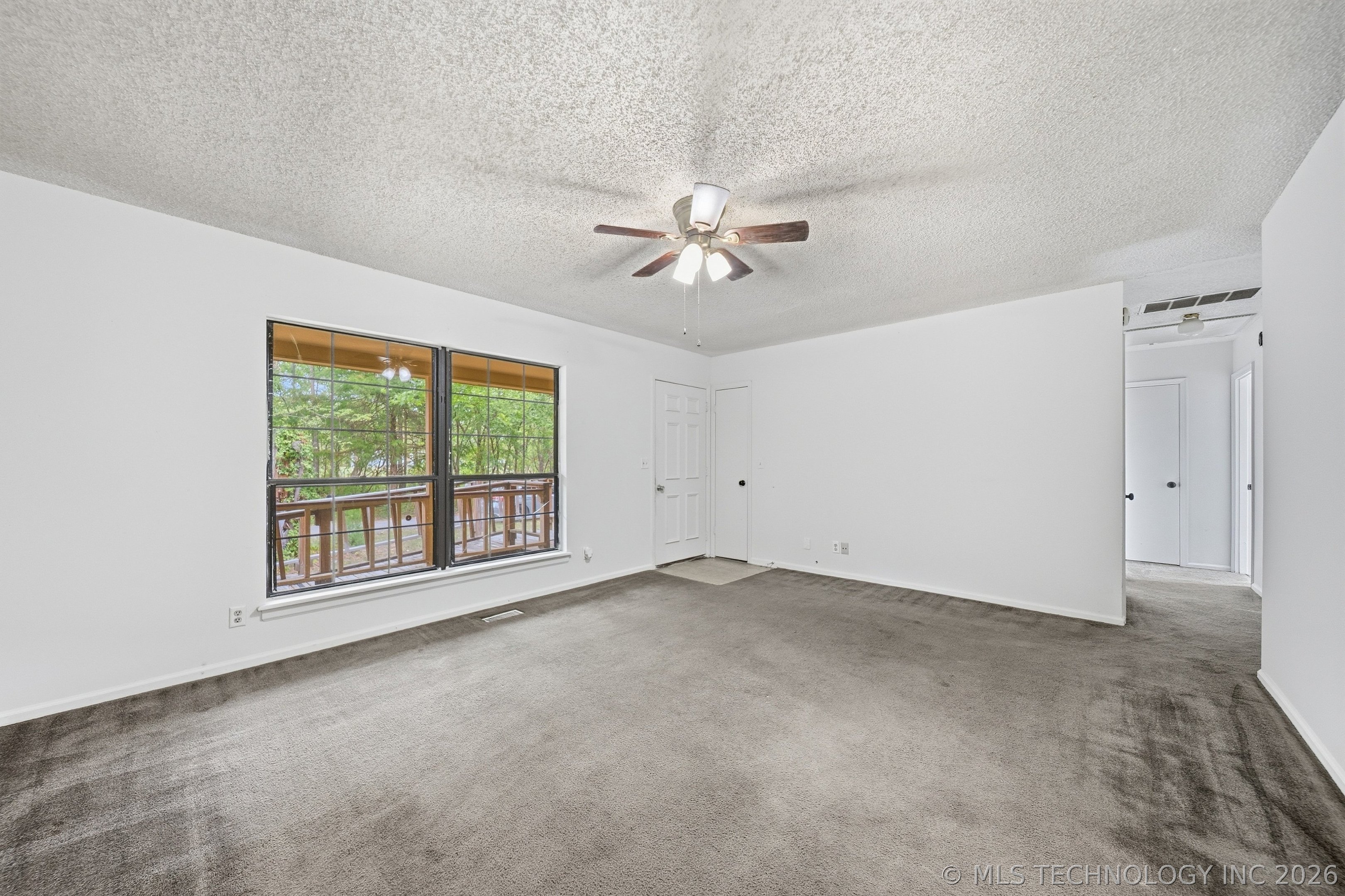 205 W Ragan Street Henryetta OK 74437