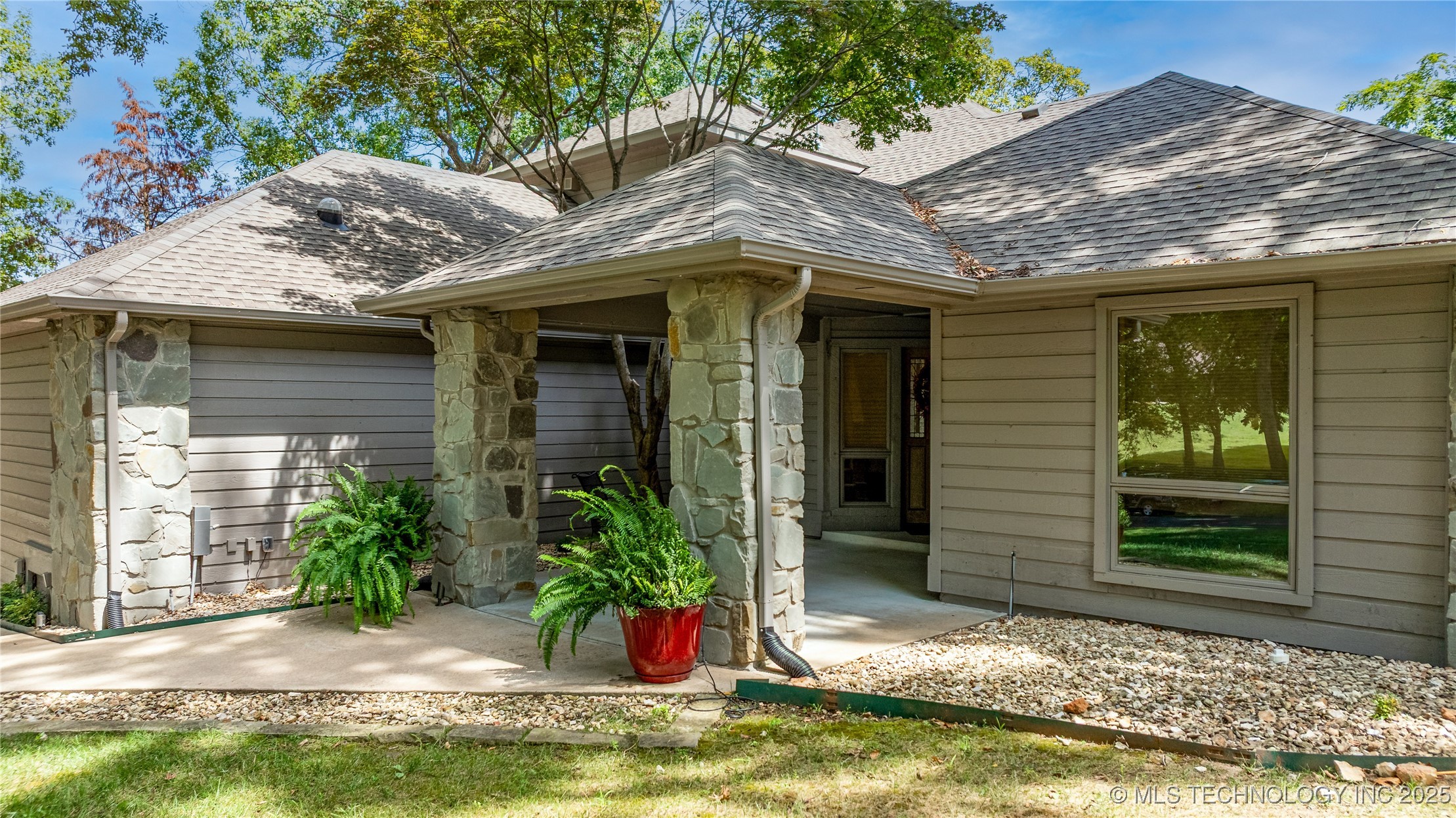 33872 S Coves Drive Afton OK 74331