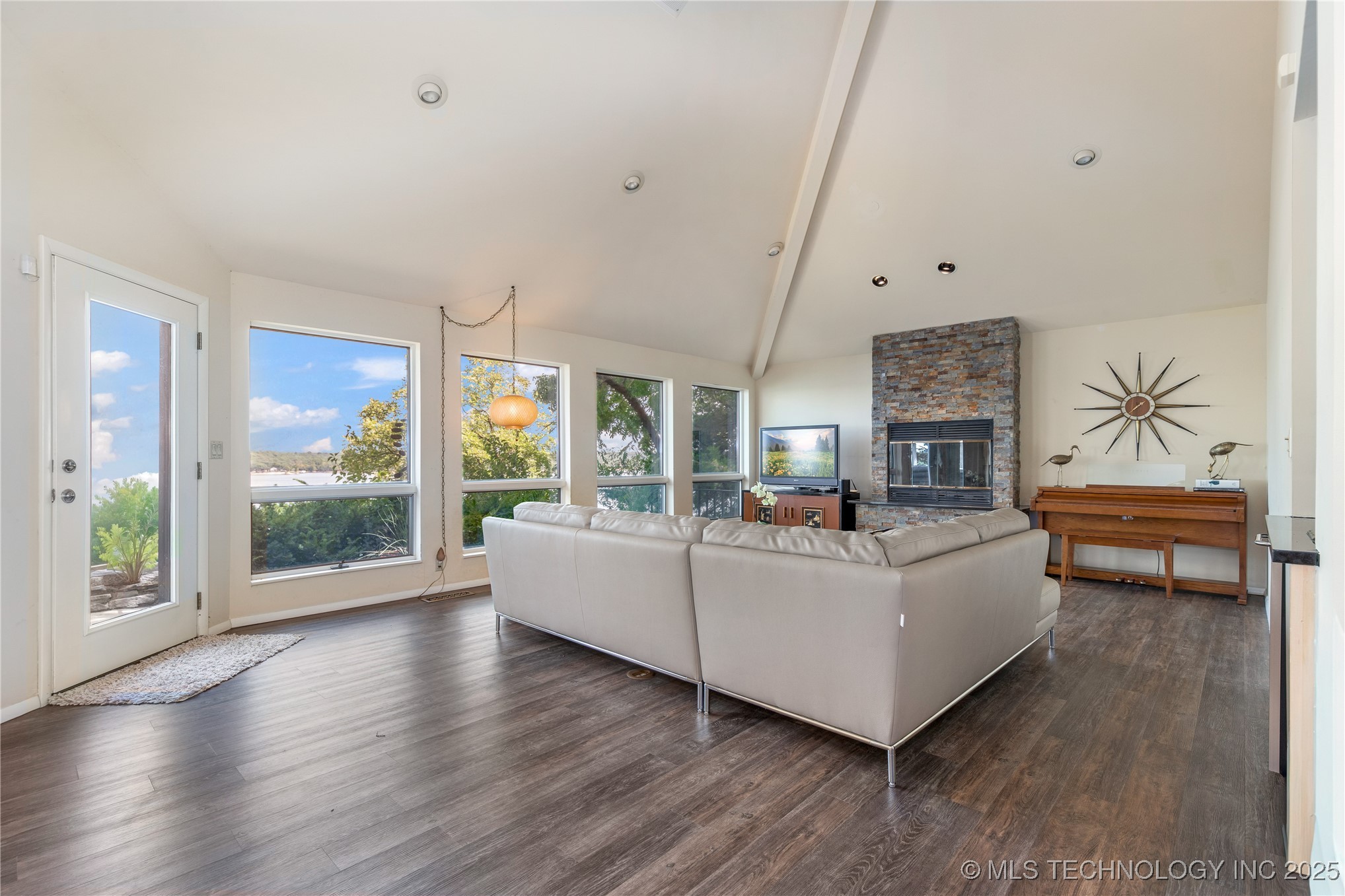 33872 S Coves Drive Afton OK 74331