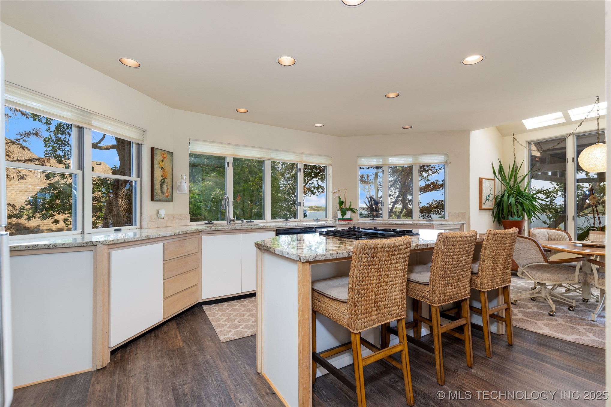 33872 S Coves Drive Afton OK 74331