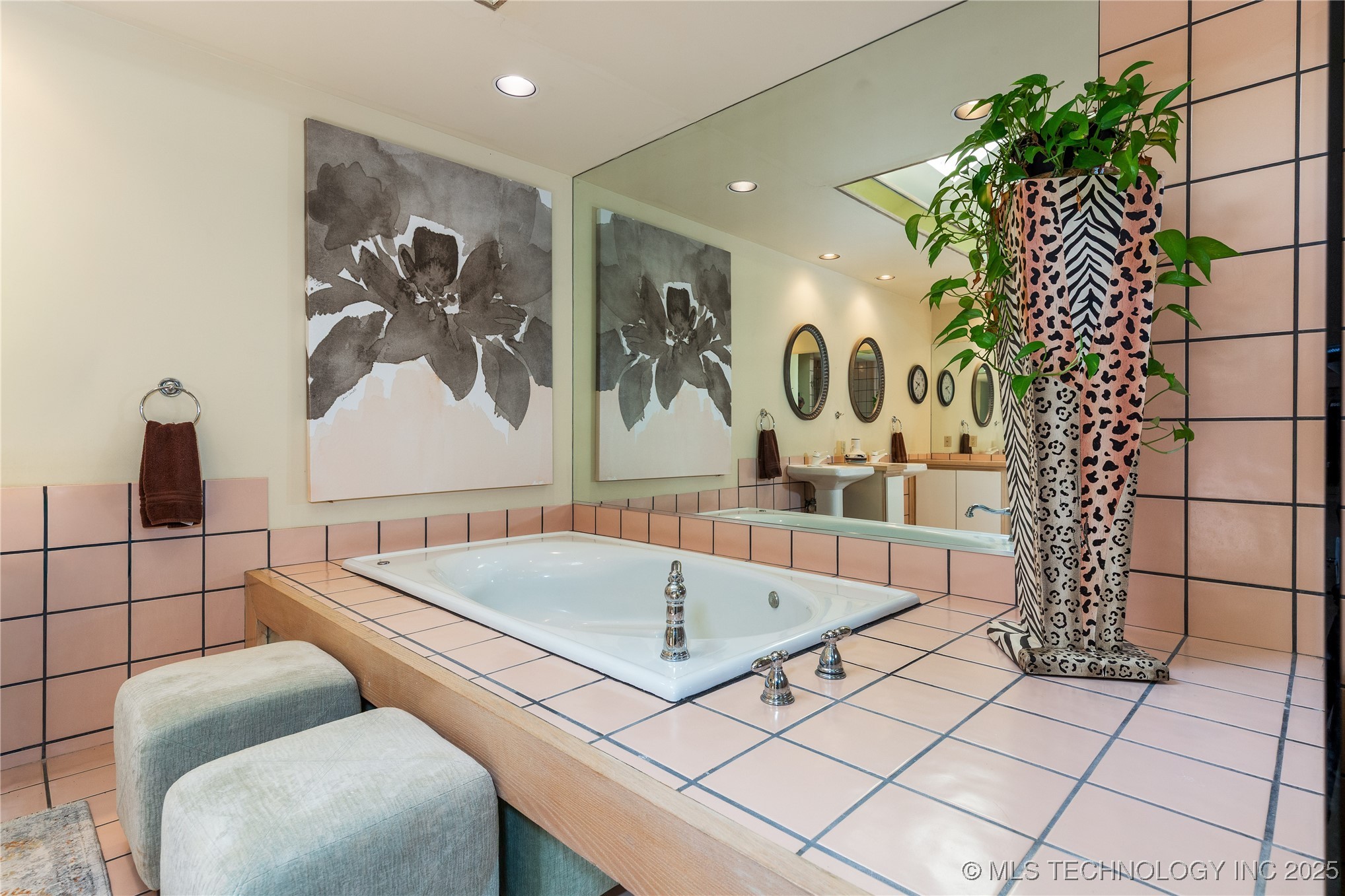 33872 S Coves Drive Afton OK 74331