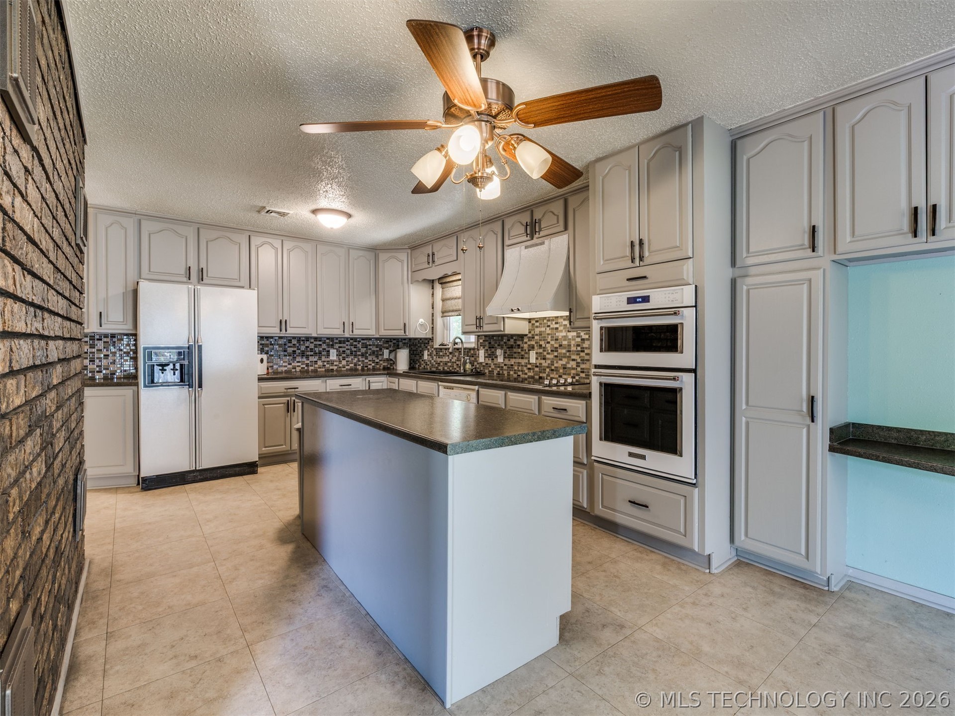 1082 Gaines Creek Loop Eufaula OK 74432