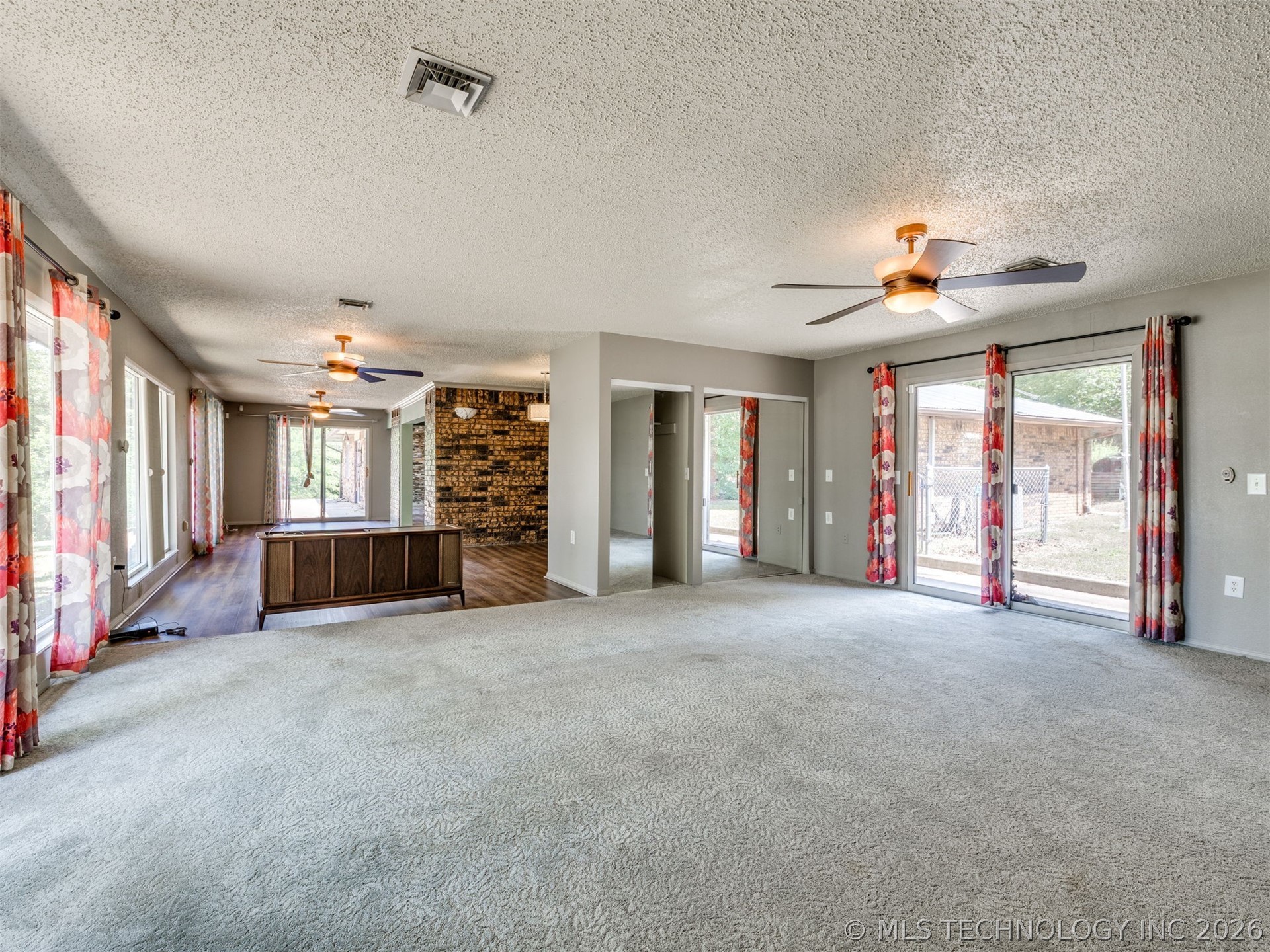1082 Gaines Creek Loop Eufaula OK 74432