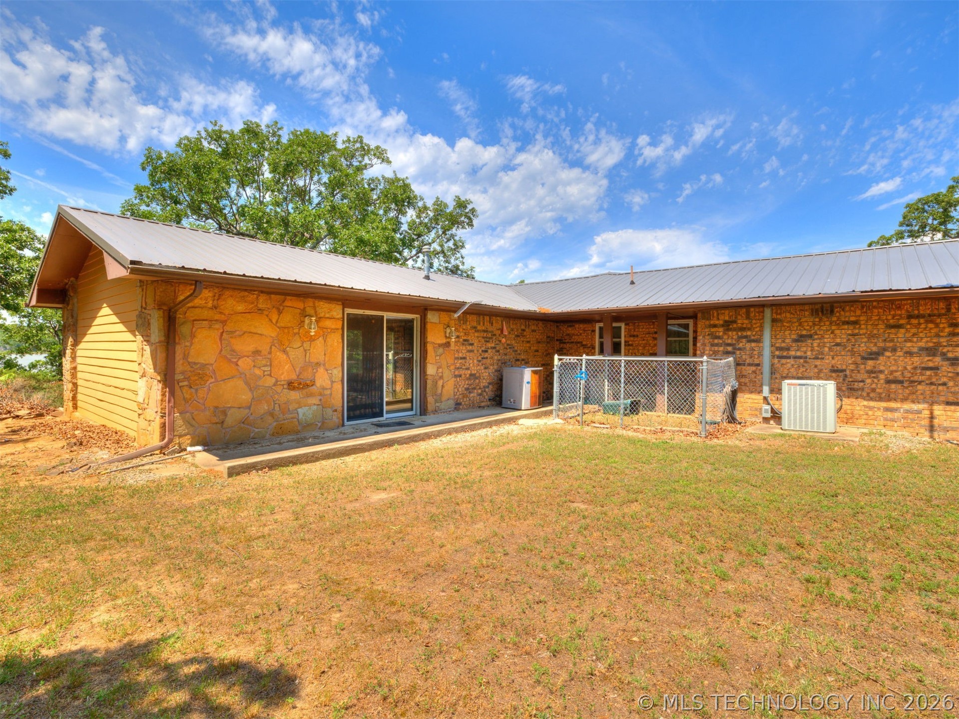 1082 Gaines Creek Loop Eufaula OK 74432