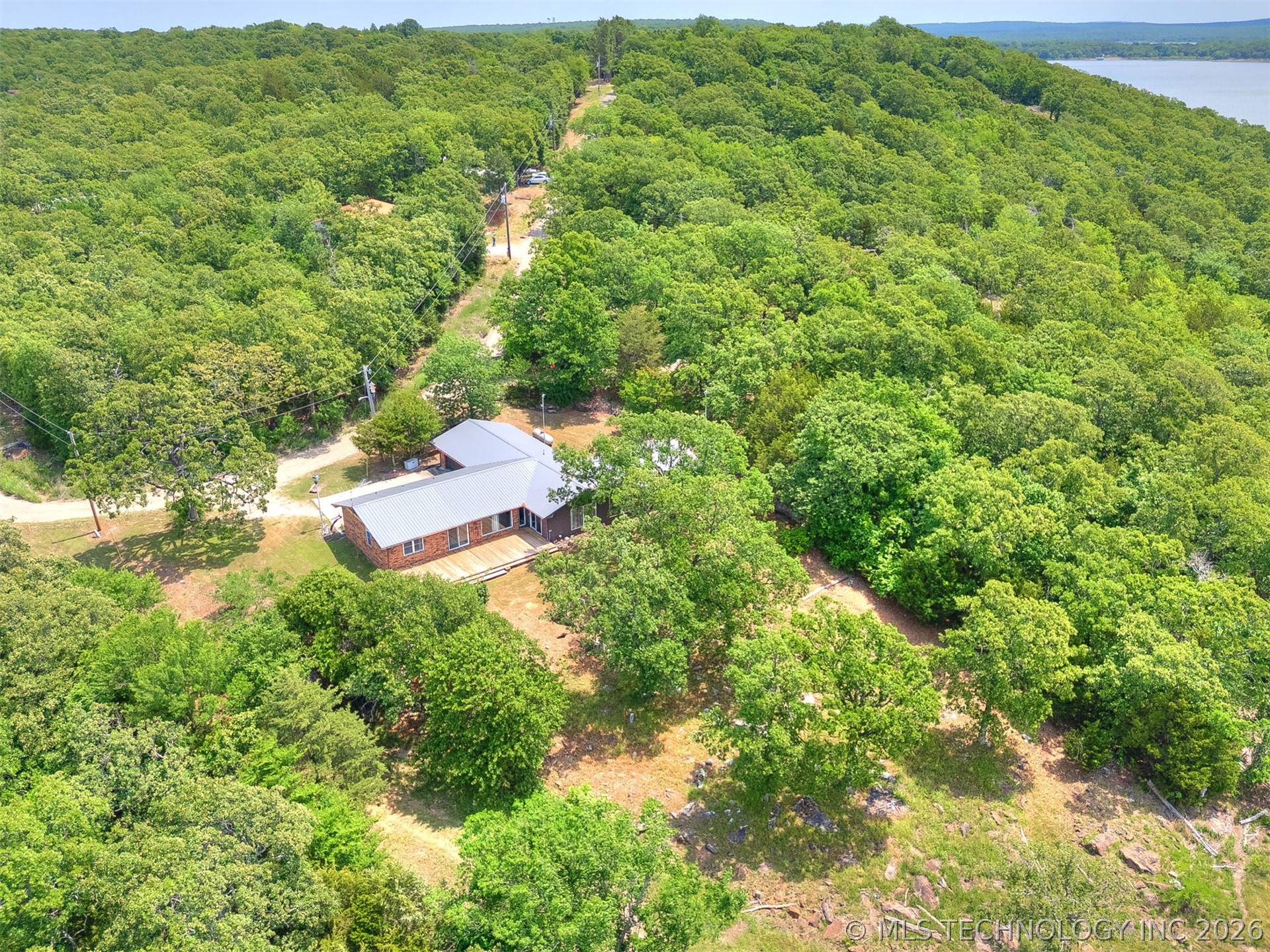1082 Gaines Creek Loop Eufaula OK 74432