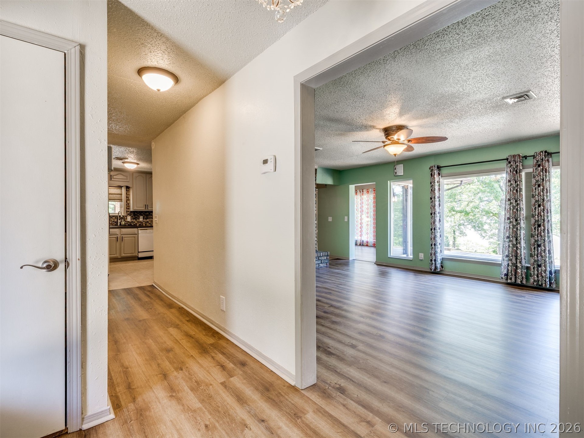 1082 Gaines Creek Loop Eufaula OK 74432