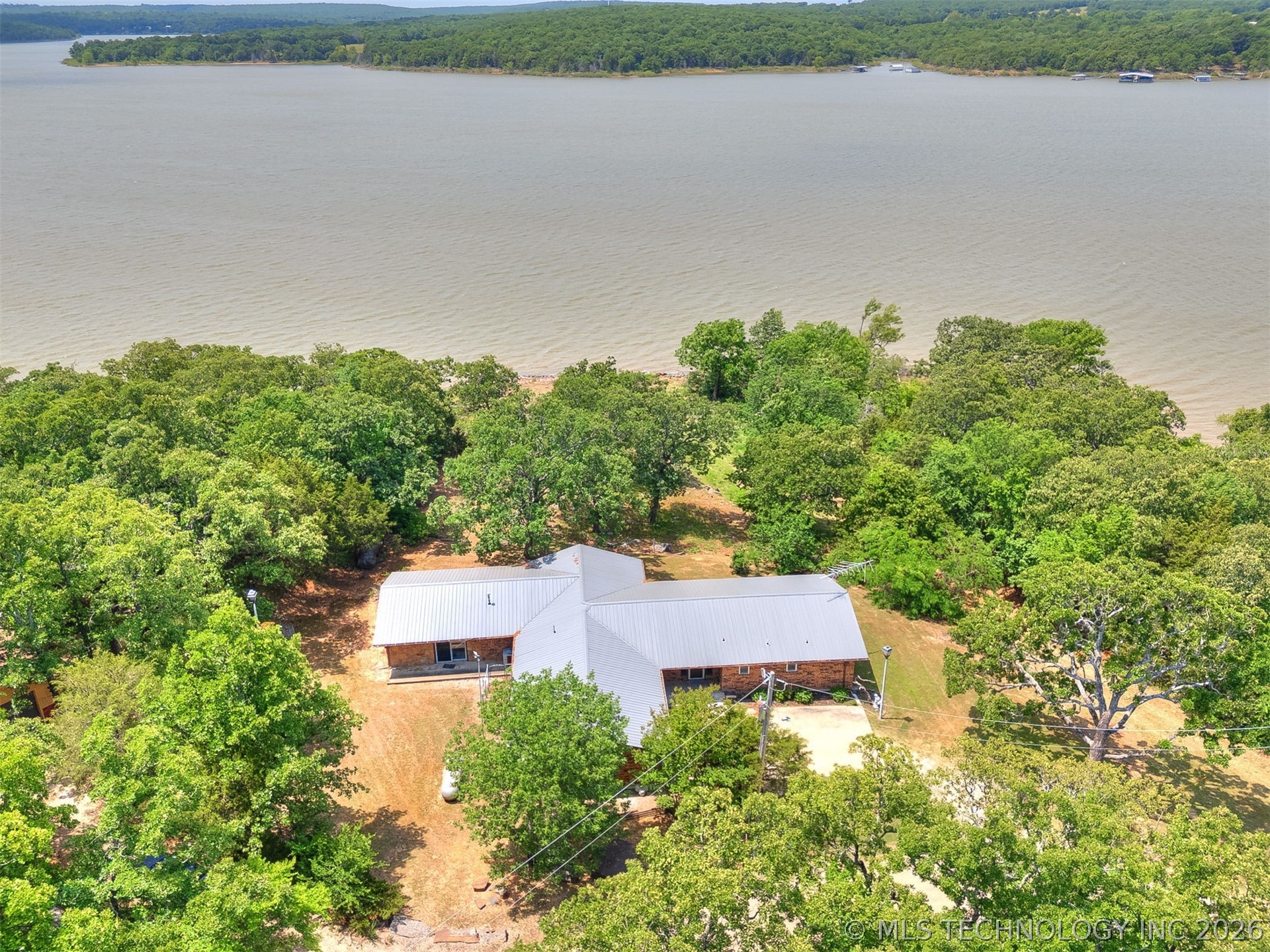 1082 Gaines Creek Loop Eufaula OK 74432