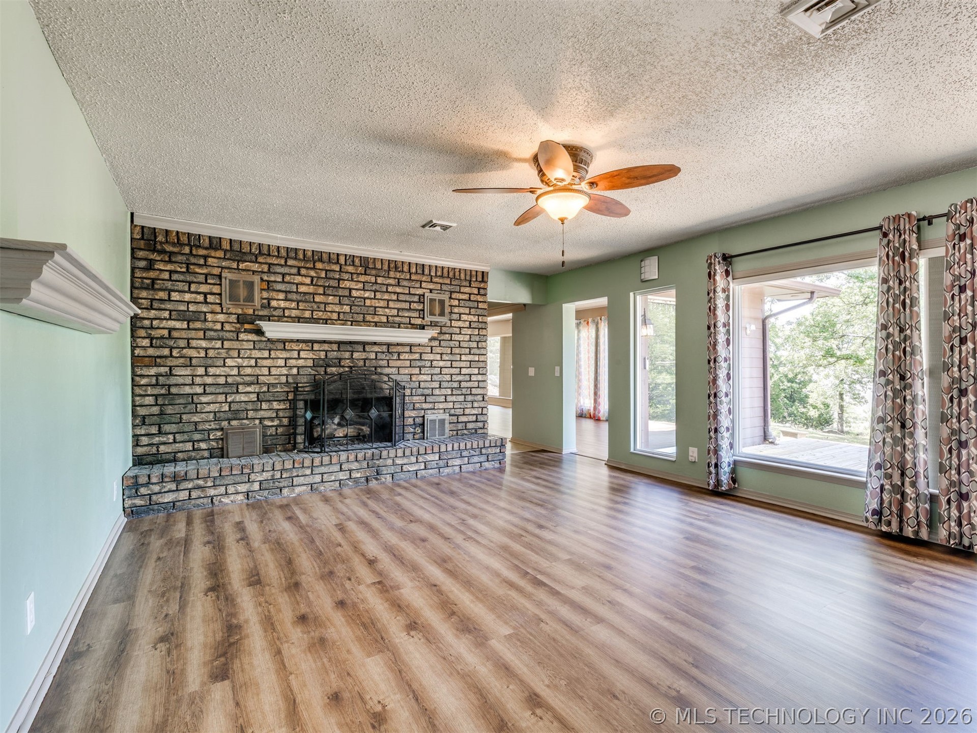 1082 Gaines Creek Loop Eufaula OK 74432