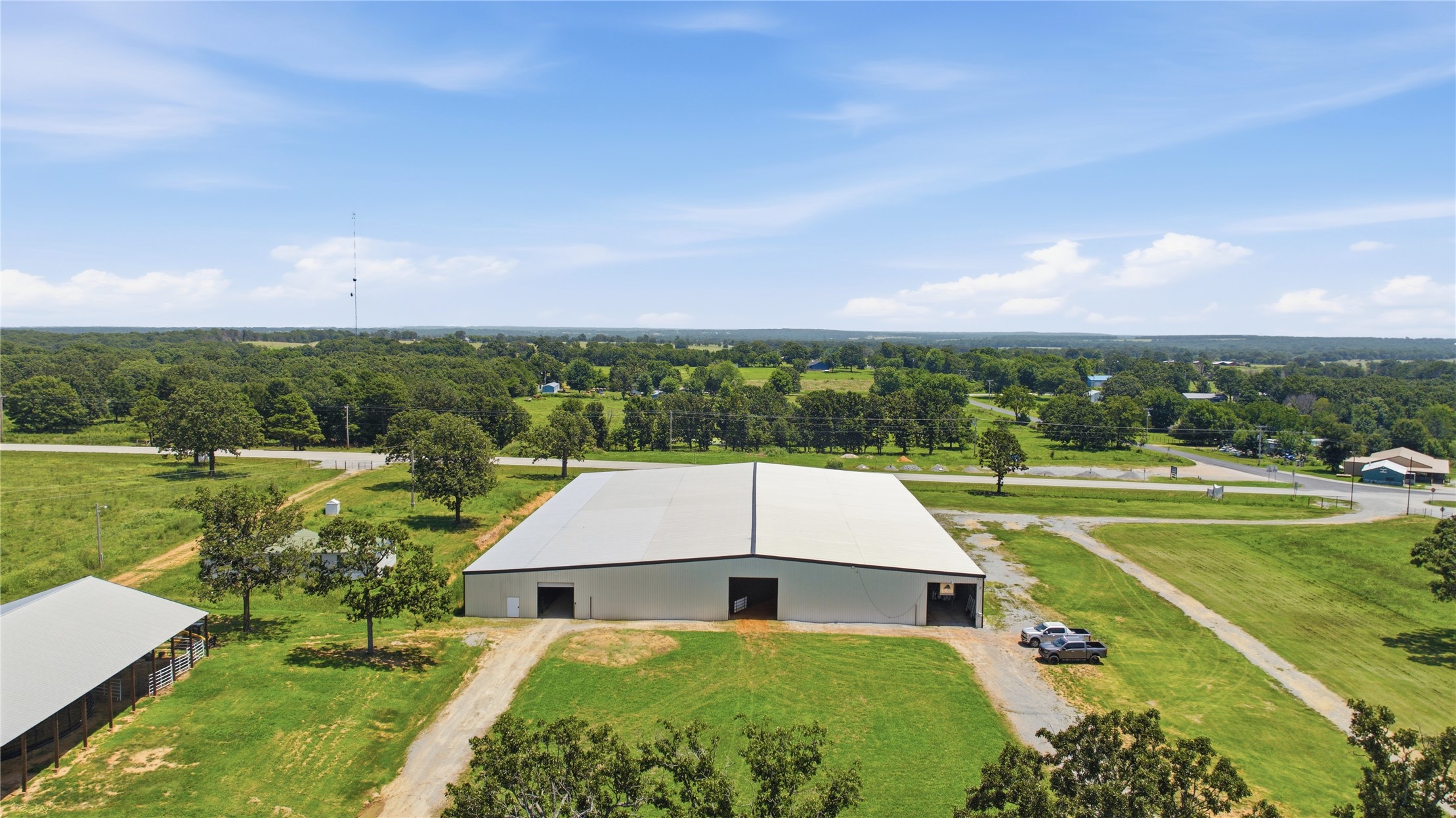 13354 E 520 Road Colcord OK 74338