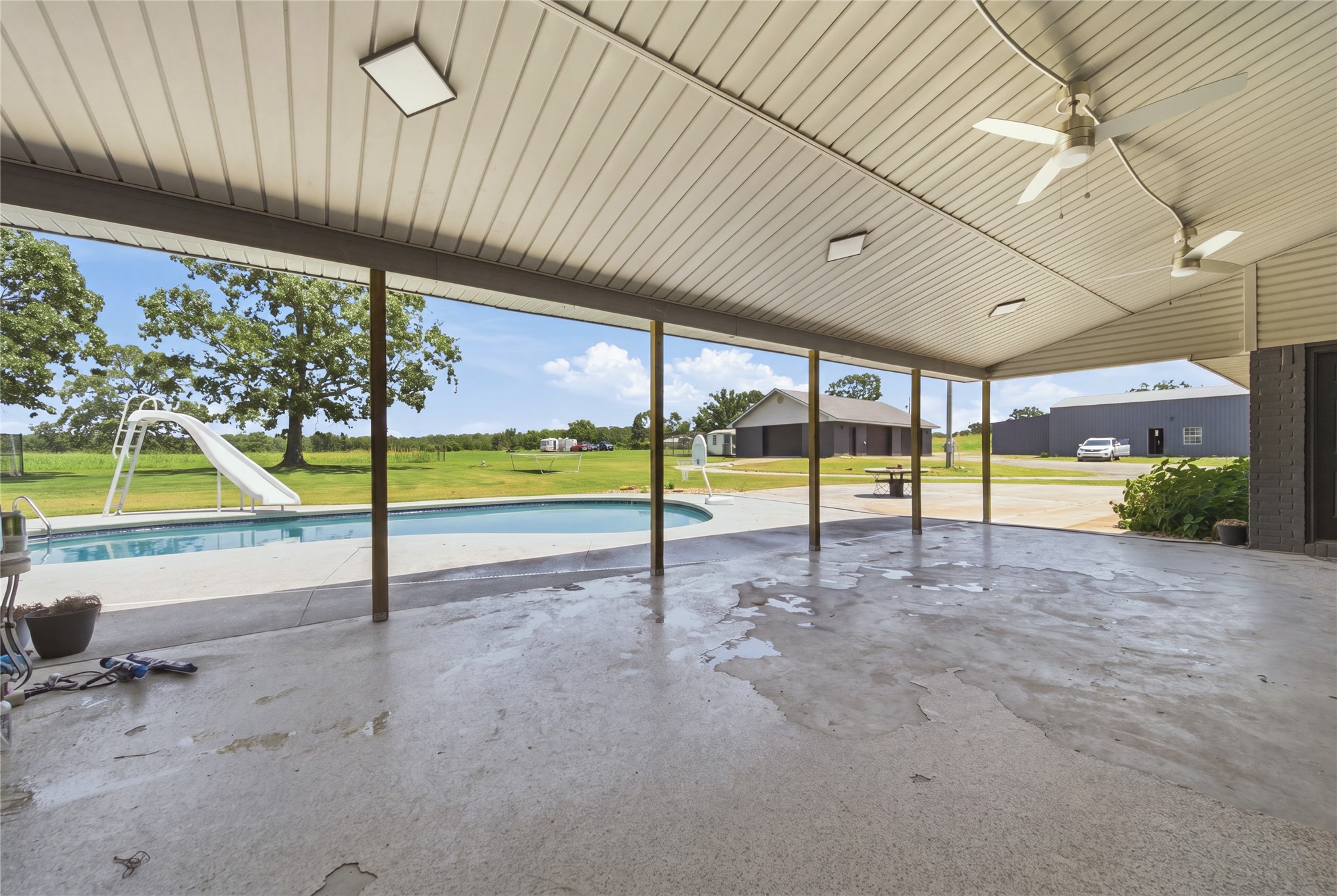 13354 E 520 Road Colcord OK 74338