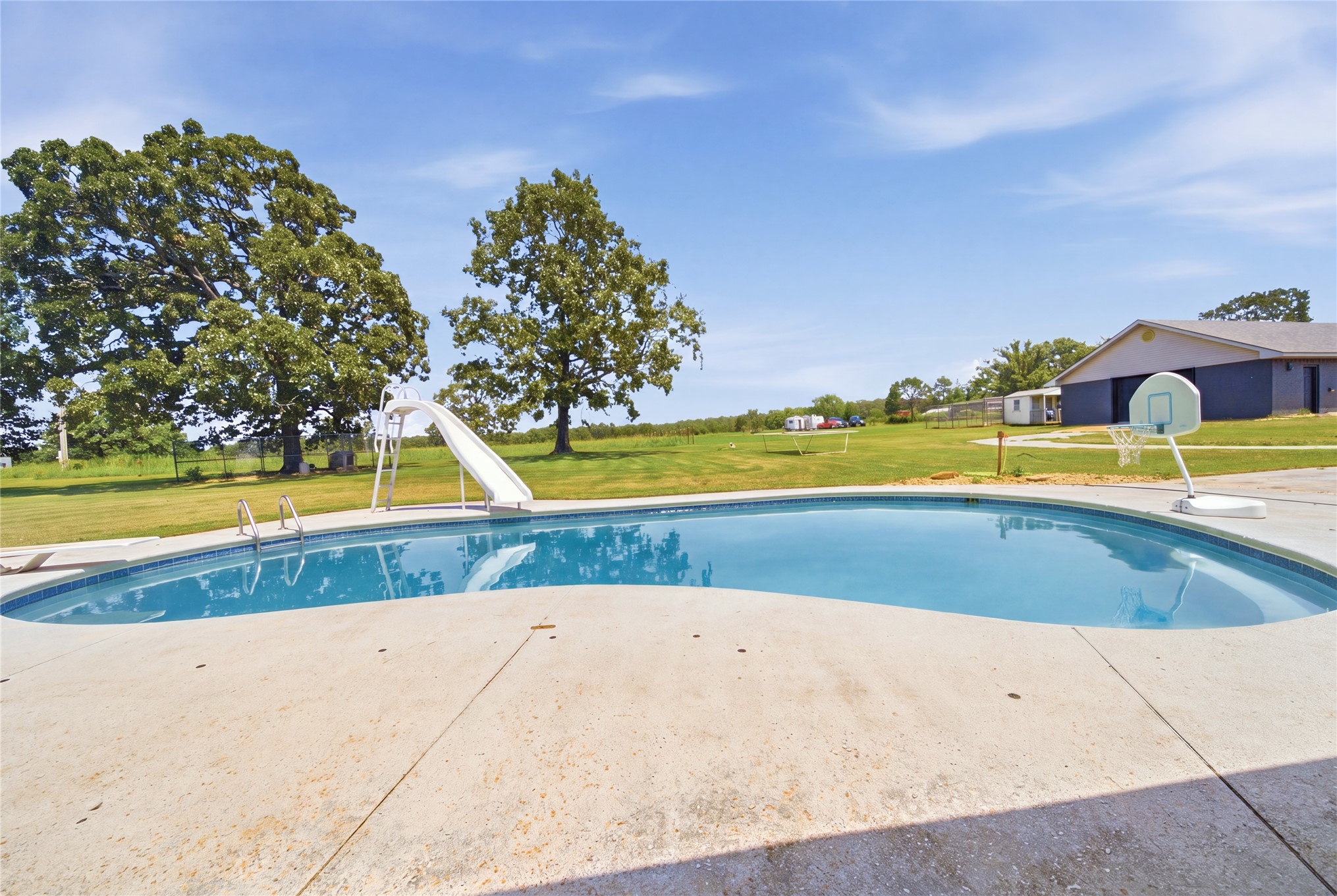 13354 E 520 Road Colcord OK 74338