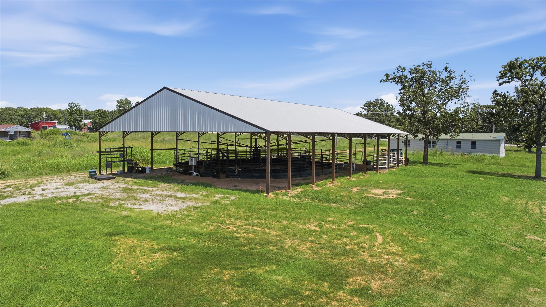 13354 E 520 Road Colcord OK 74338