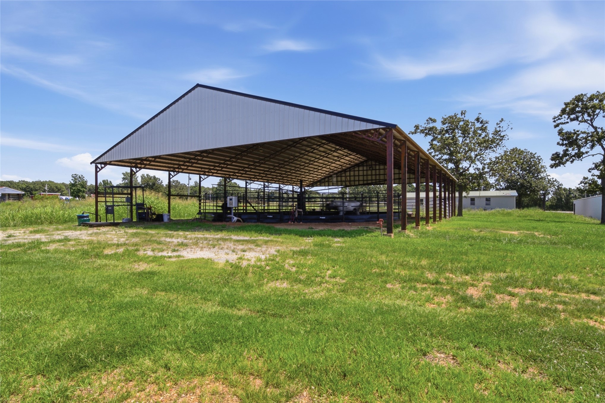 13354 E 520 Road Colcord OK 74338