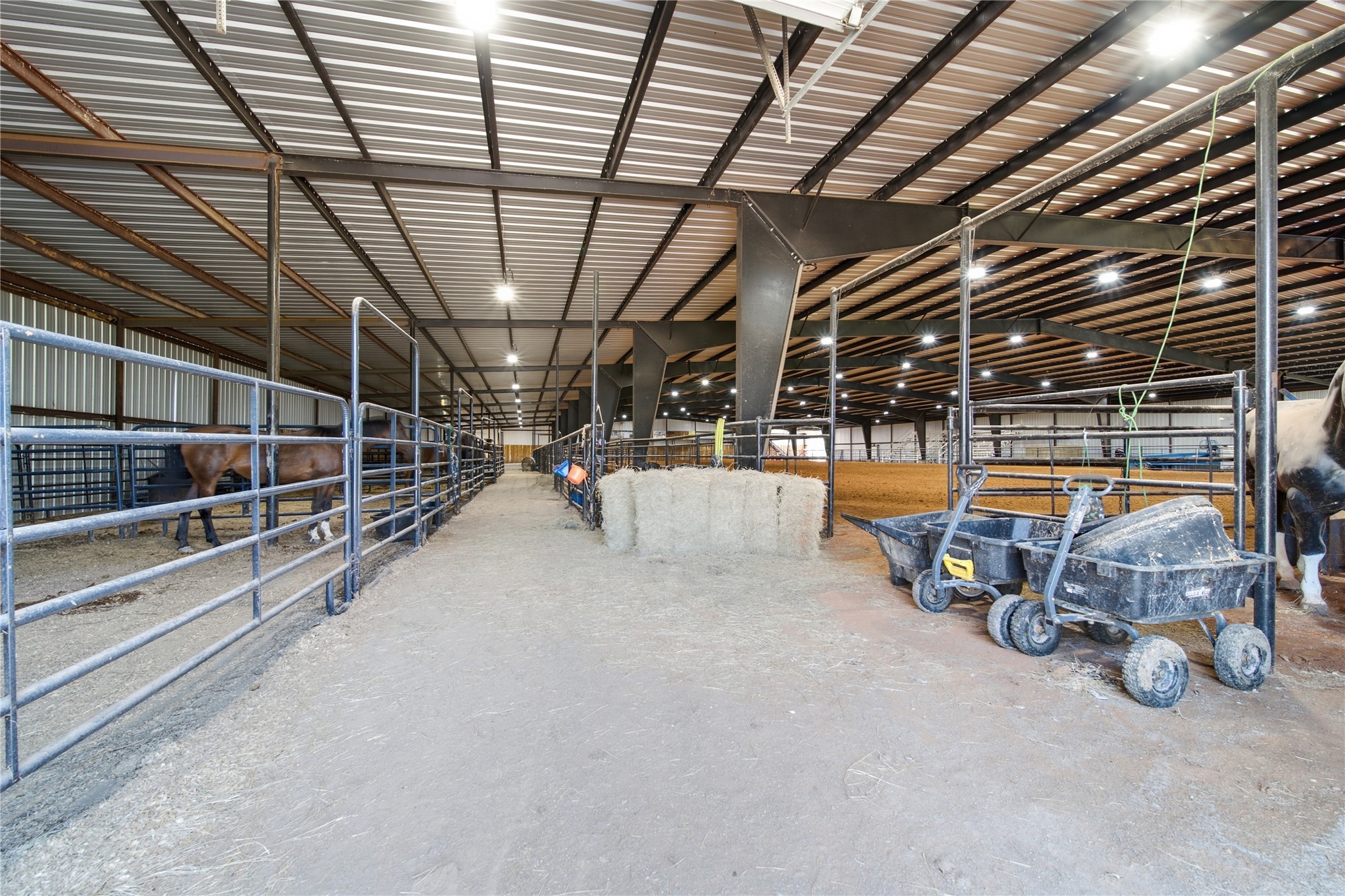 13354 E 520 Road Colcord OK 74338