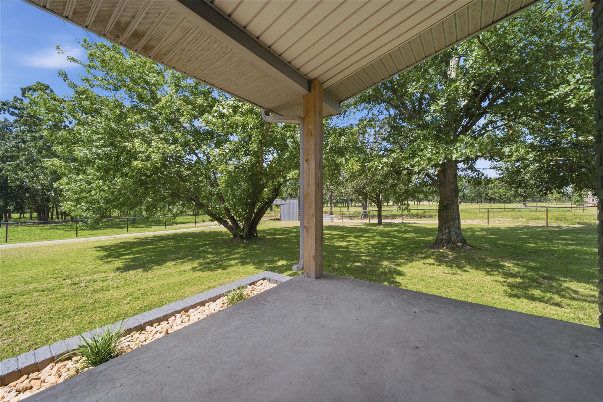13354 E 520 Road Colcord OK 74338